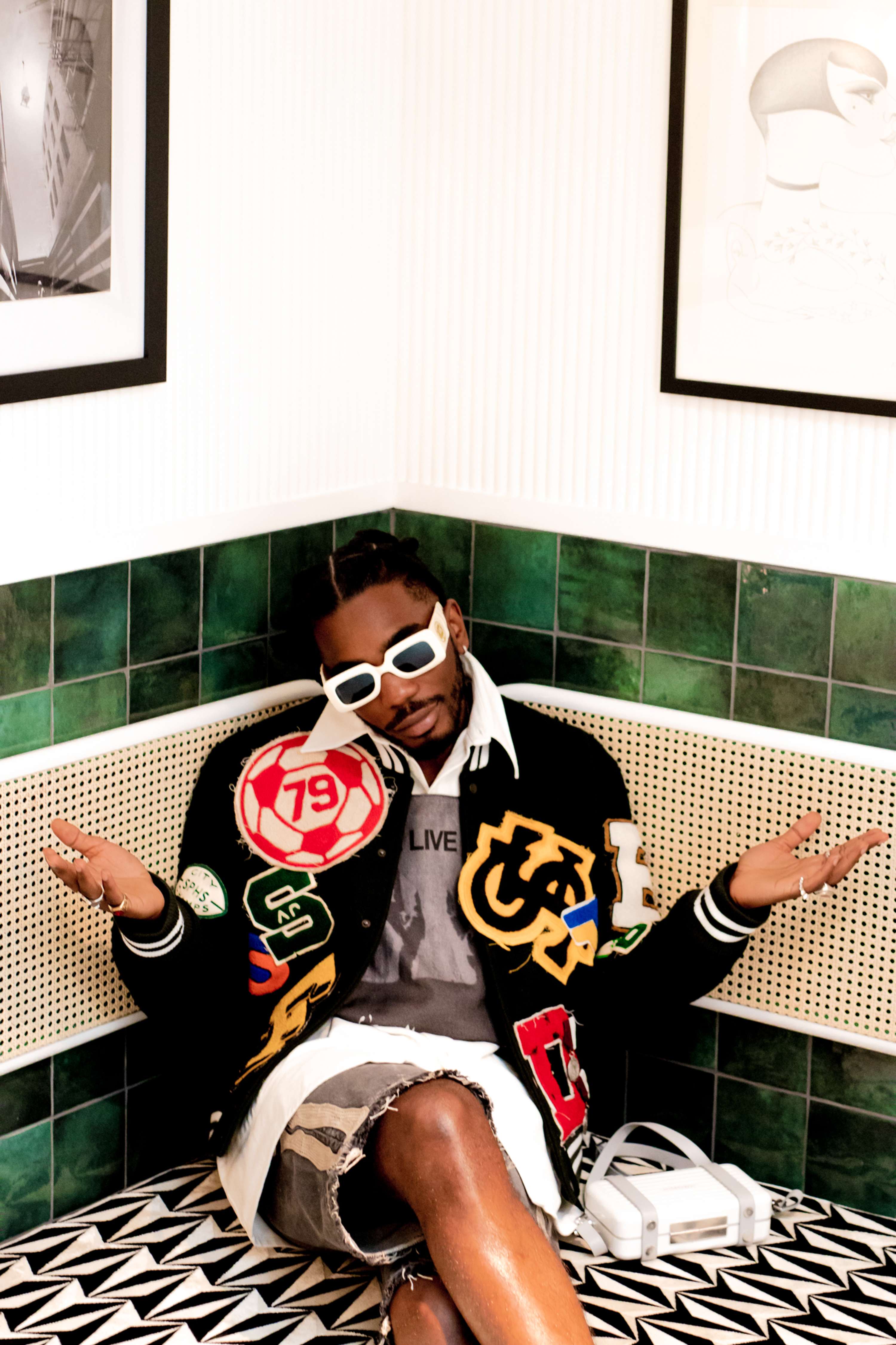 PAUSE meets: Teezee by Mariam Sholaja