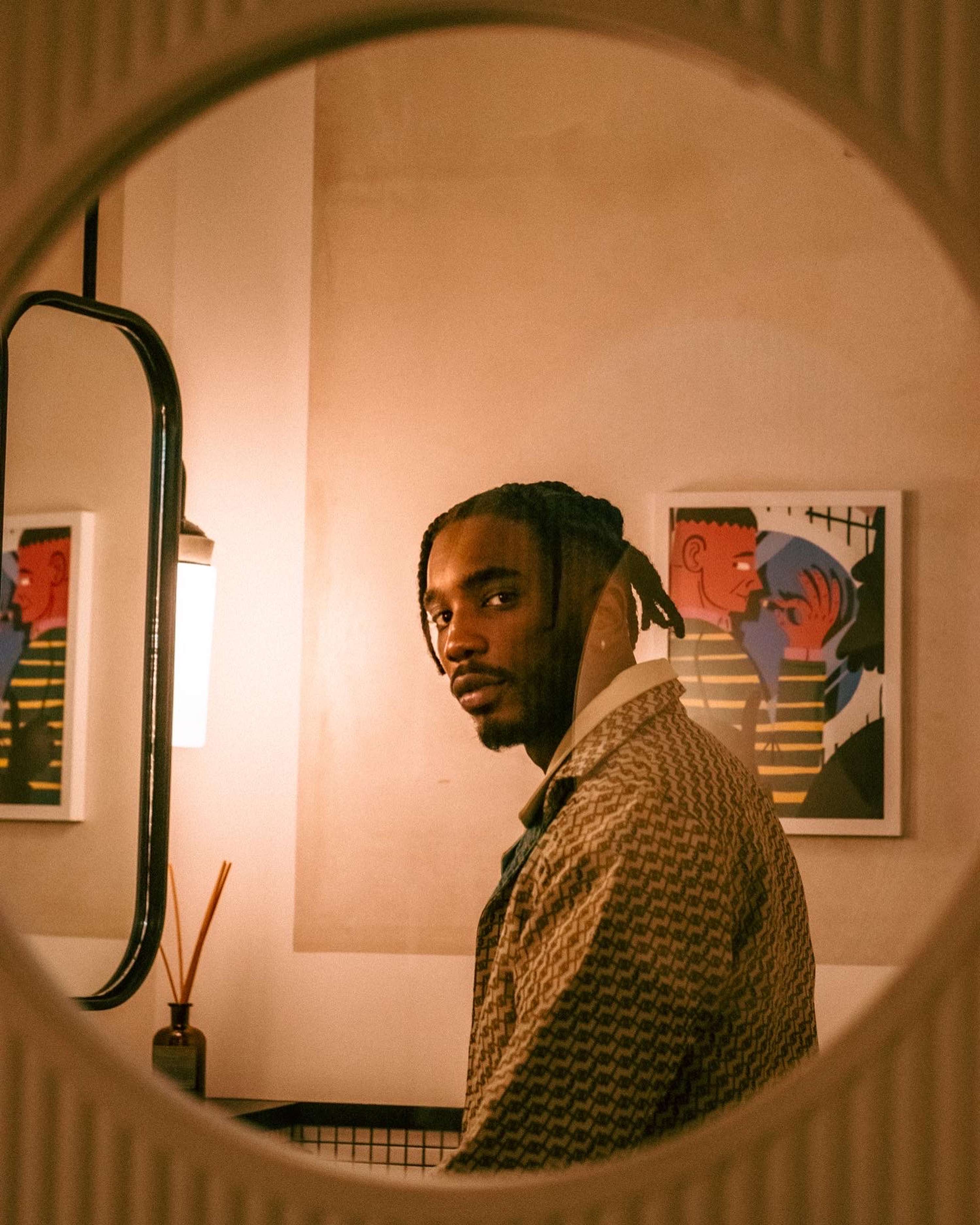 PAUSE meets: Teezee by Mariam Sholaja