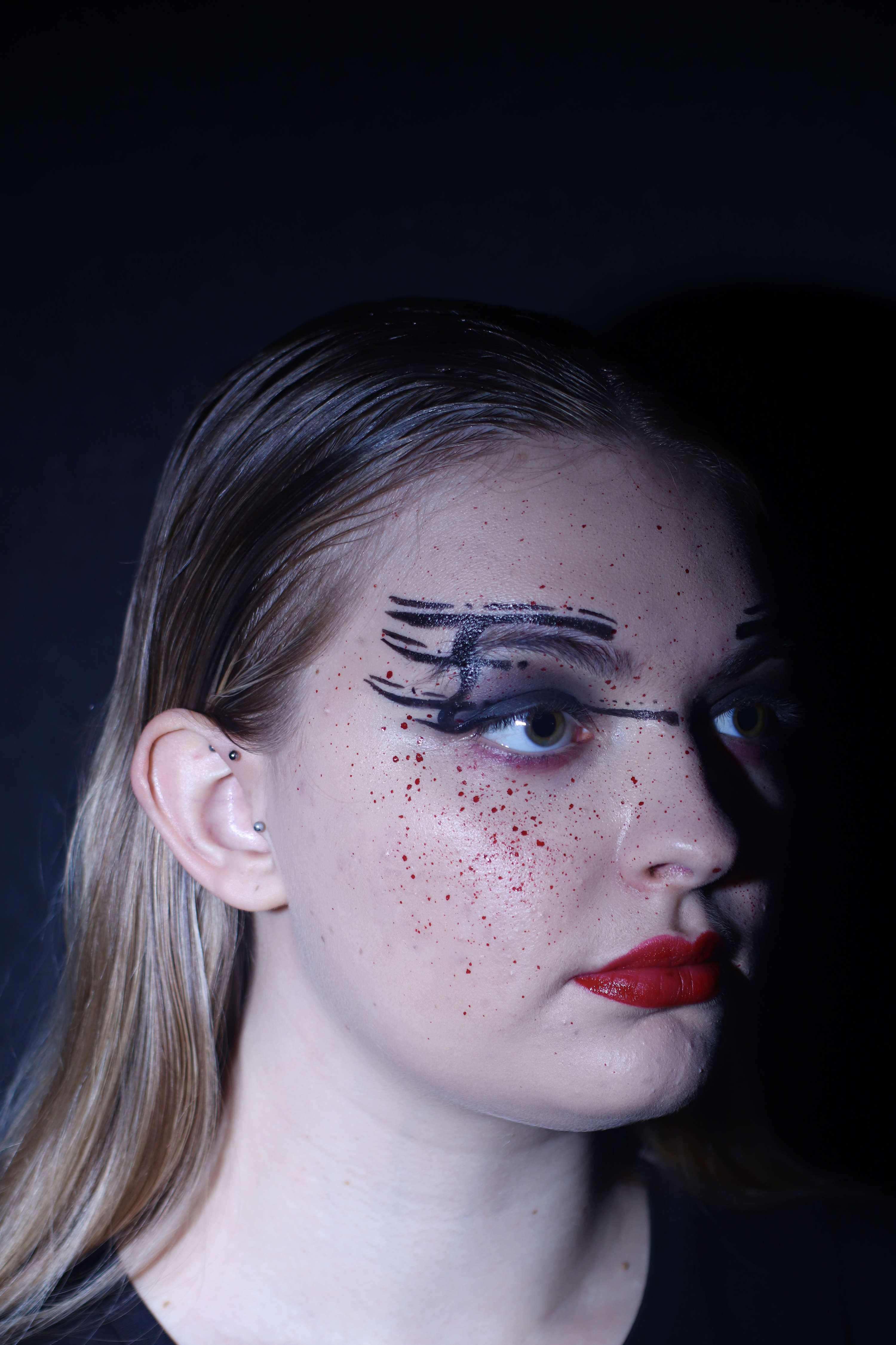 Haunt Contour by Abi Rose