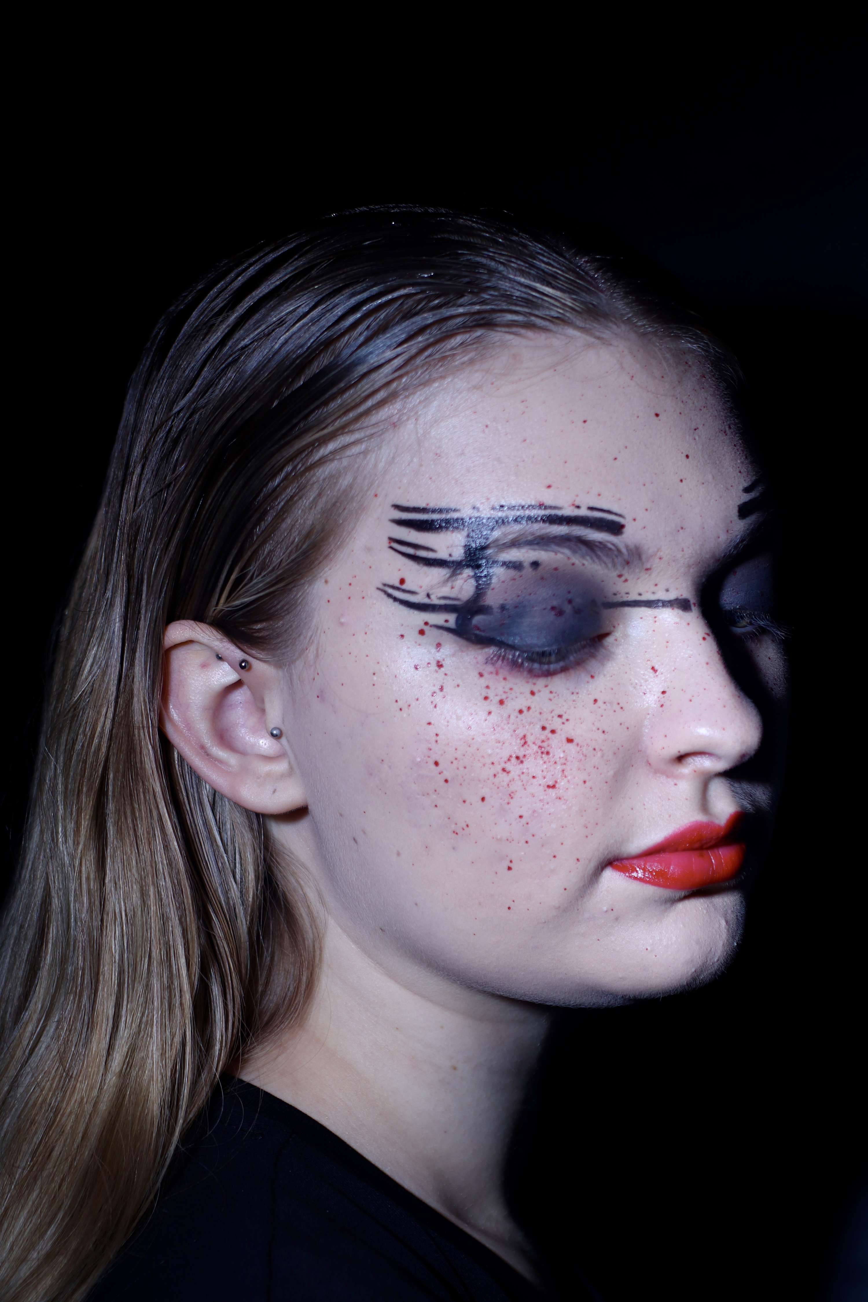 Haunt Contour by Abi Rose