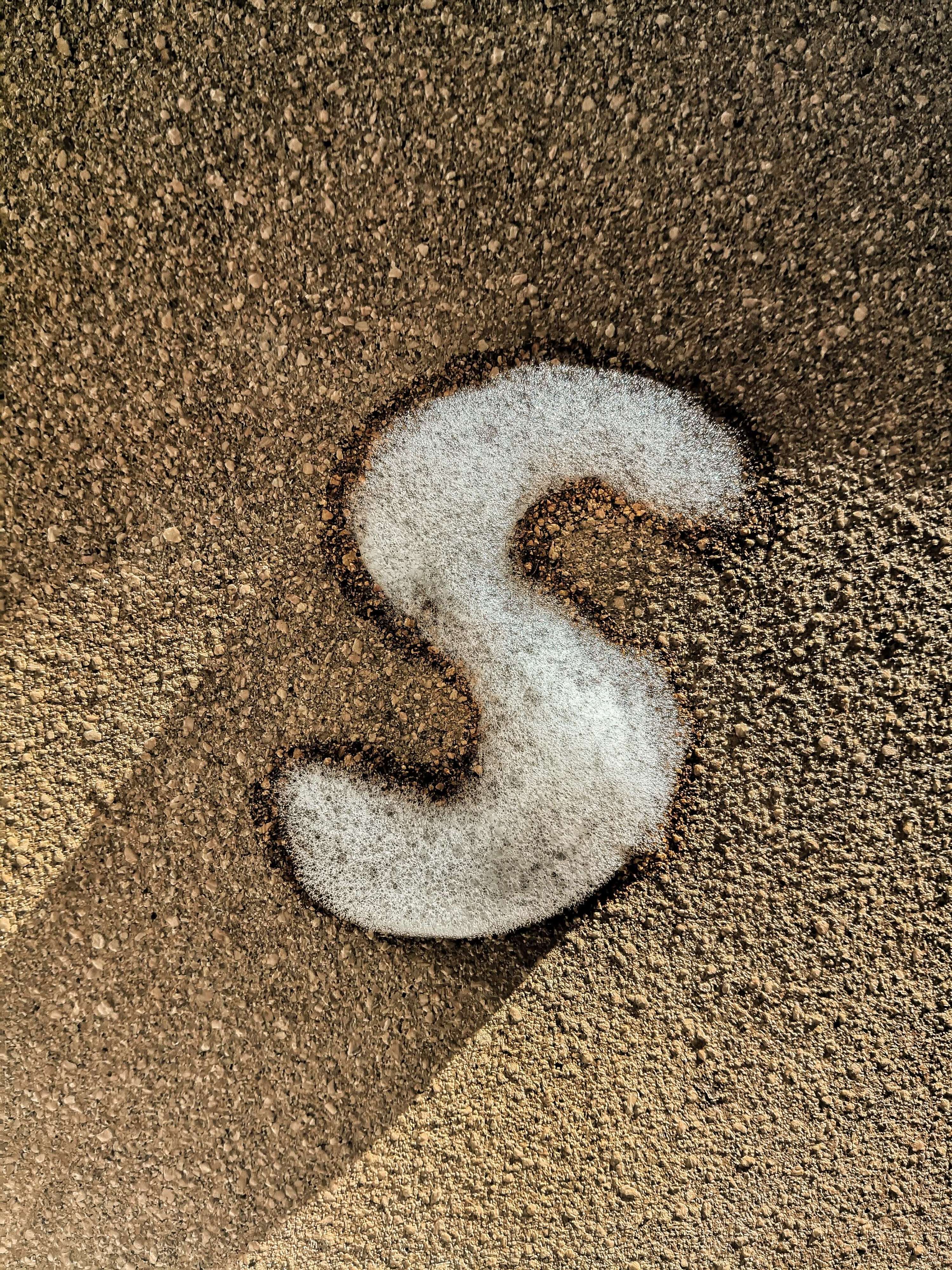 Type Design - 36 days of type by Jenny Hiley