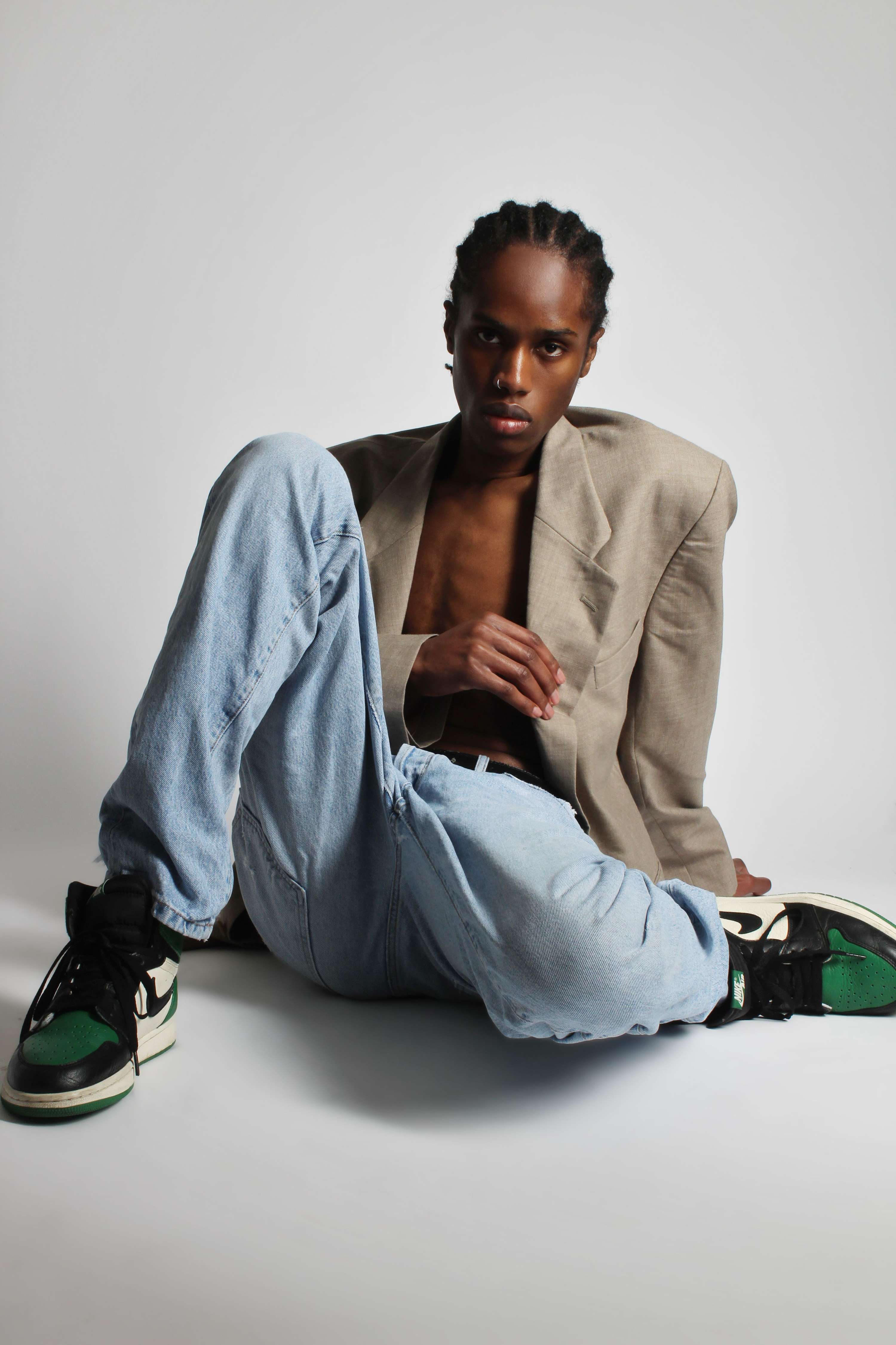 Studio photographer - Your Model Management by Vale Verrico