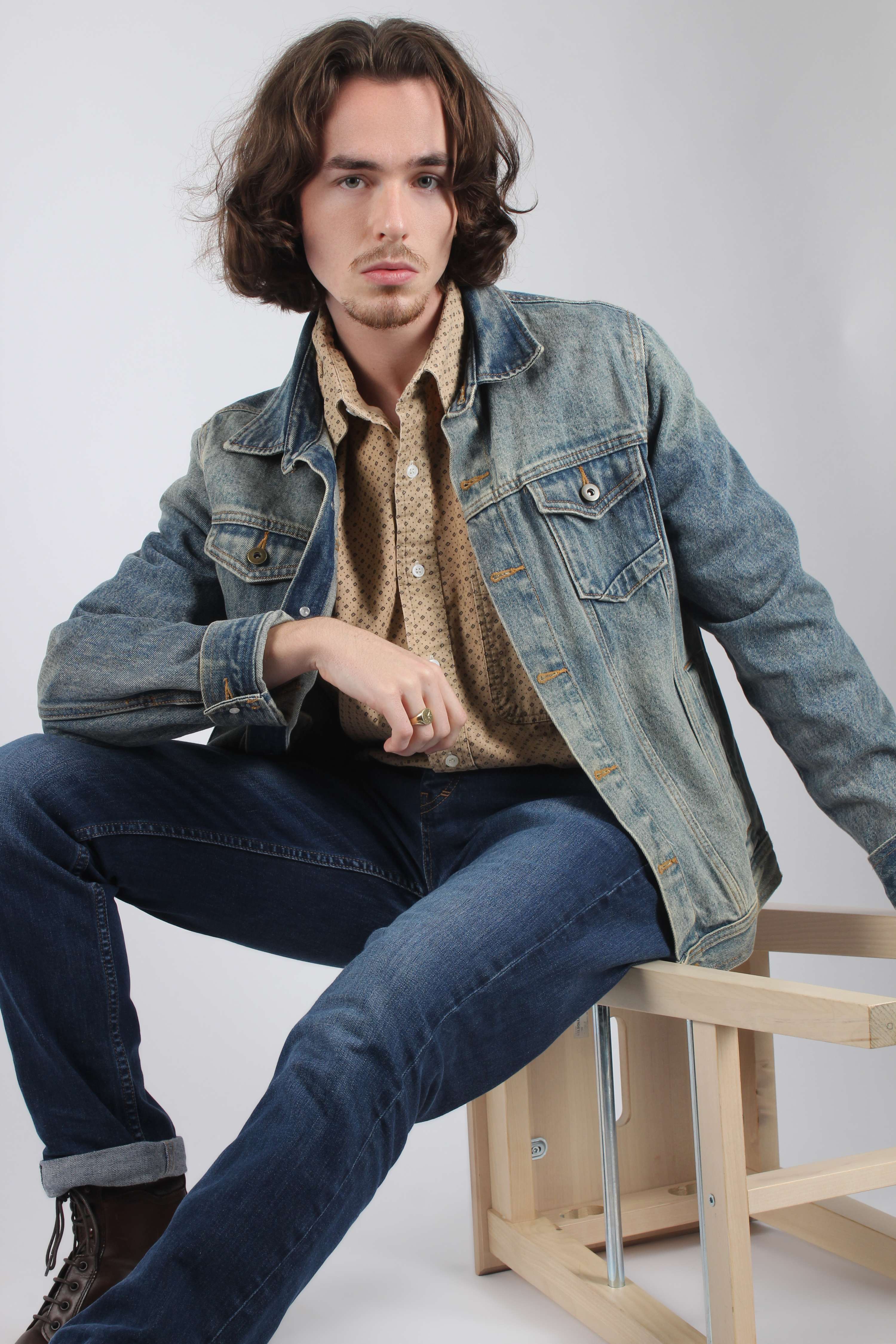 Studio photographer - Your Model Management by Vale Verrico