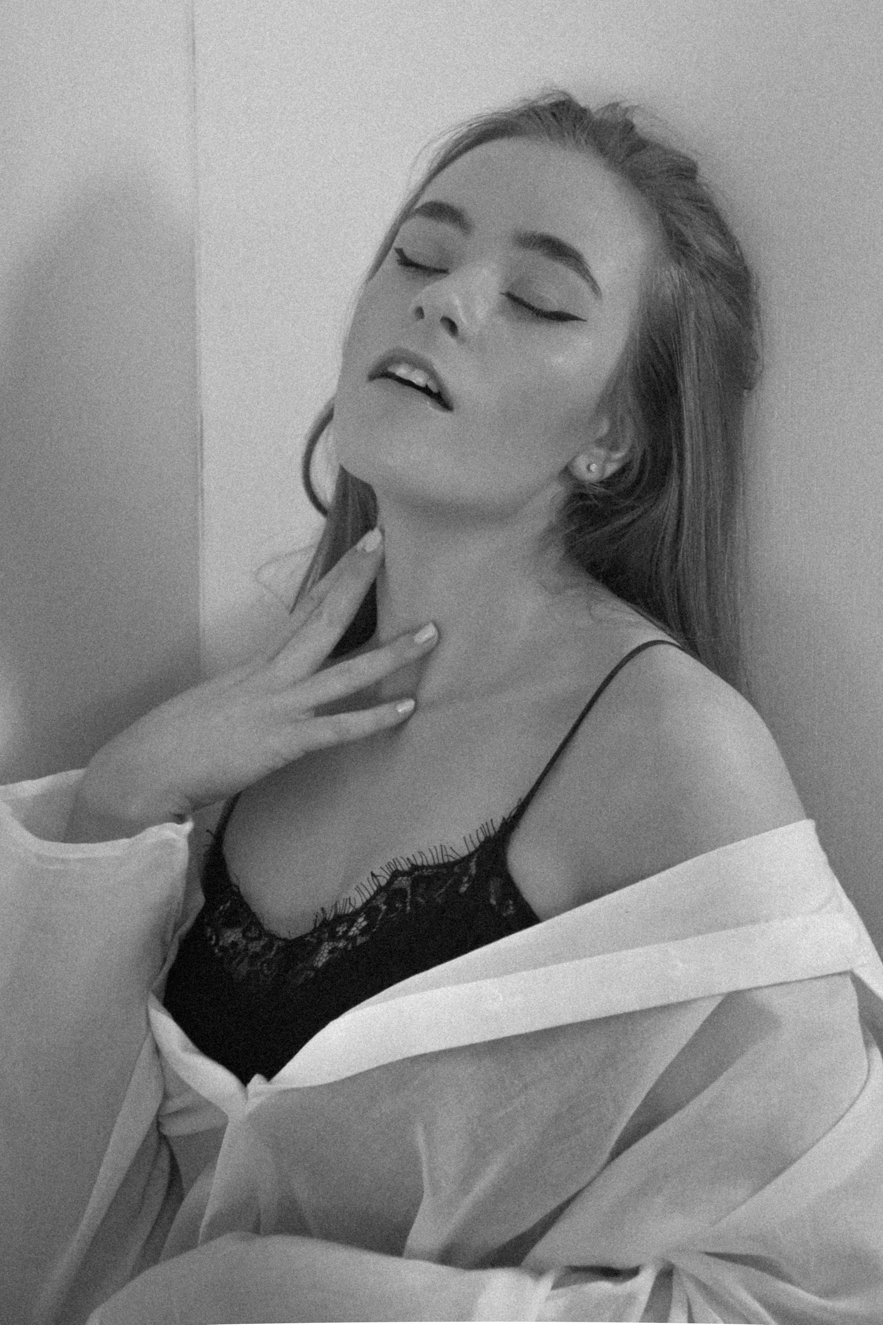 B&W by Lucy Lilac