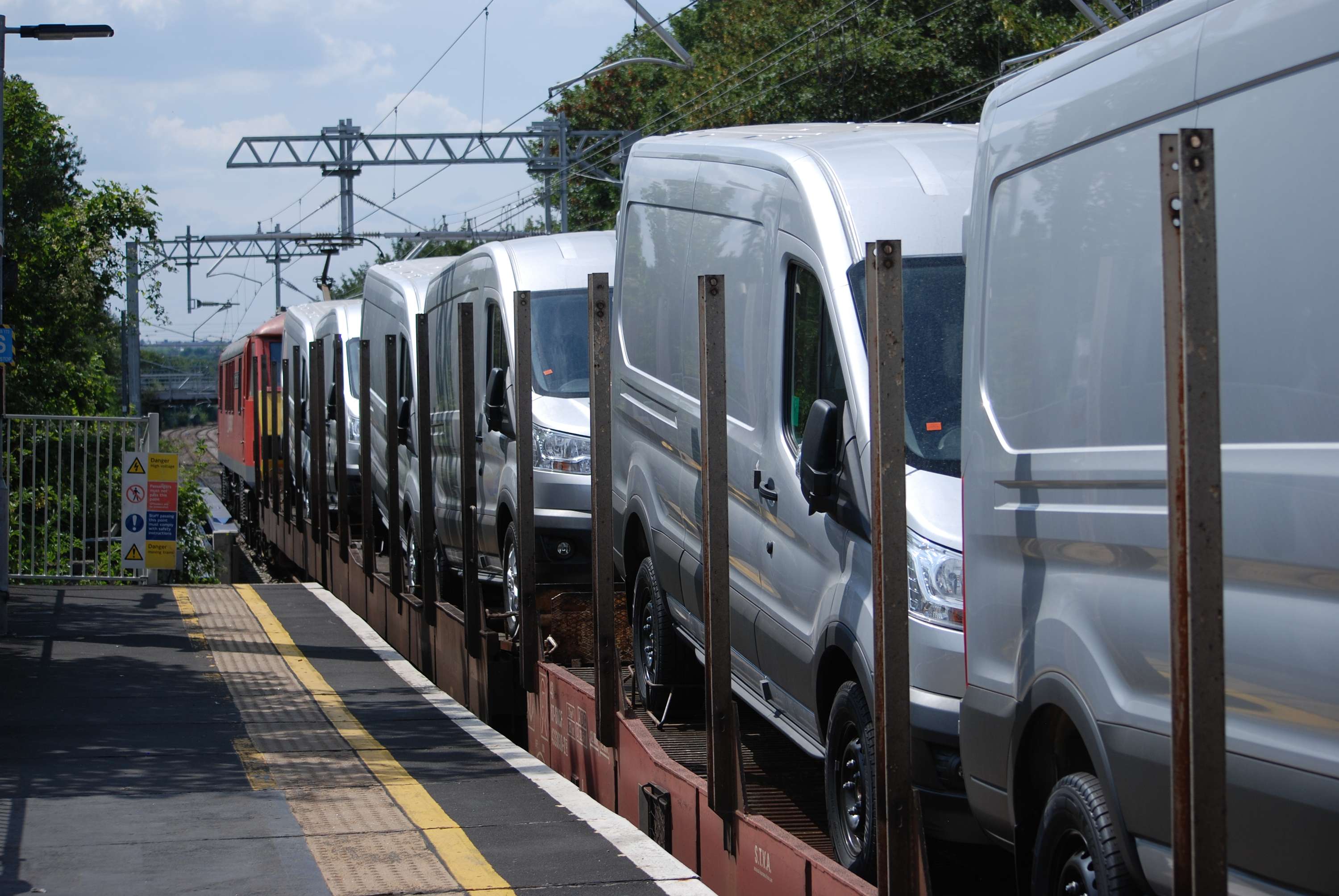 Rail freight images for Network Rail by Simon Gibbons