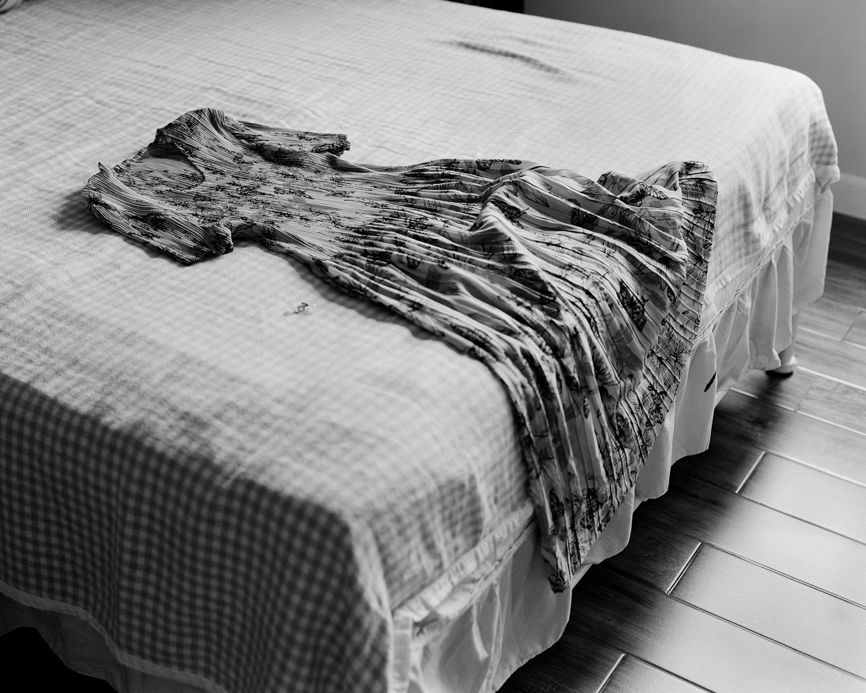 Siqi Li ruminates on themes of loss and separation by Siqi Li