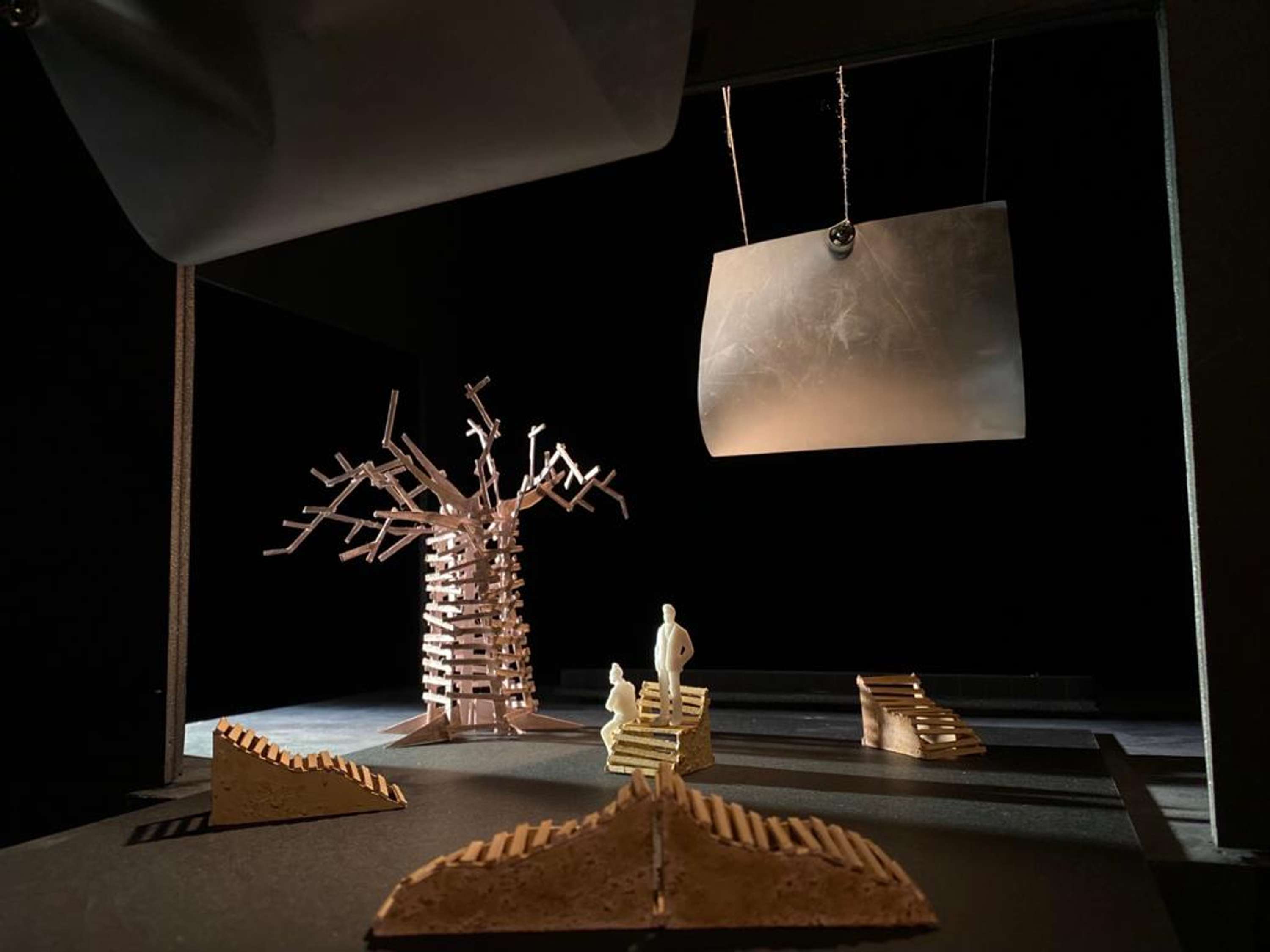 Waiting for Godo Sustainable Design by Iris Liange