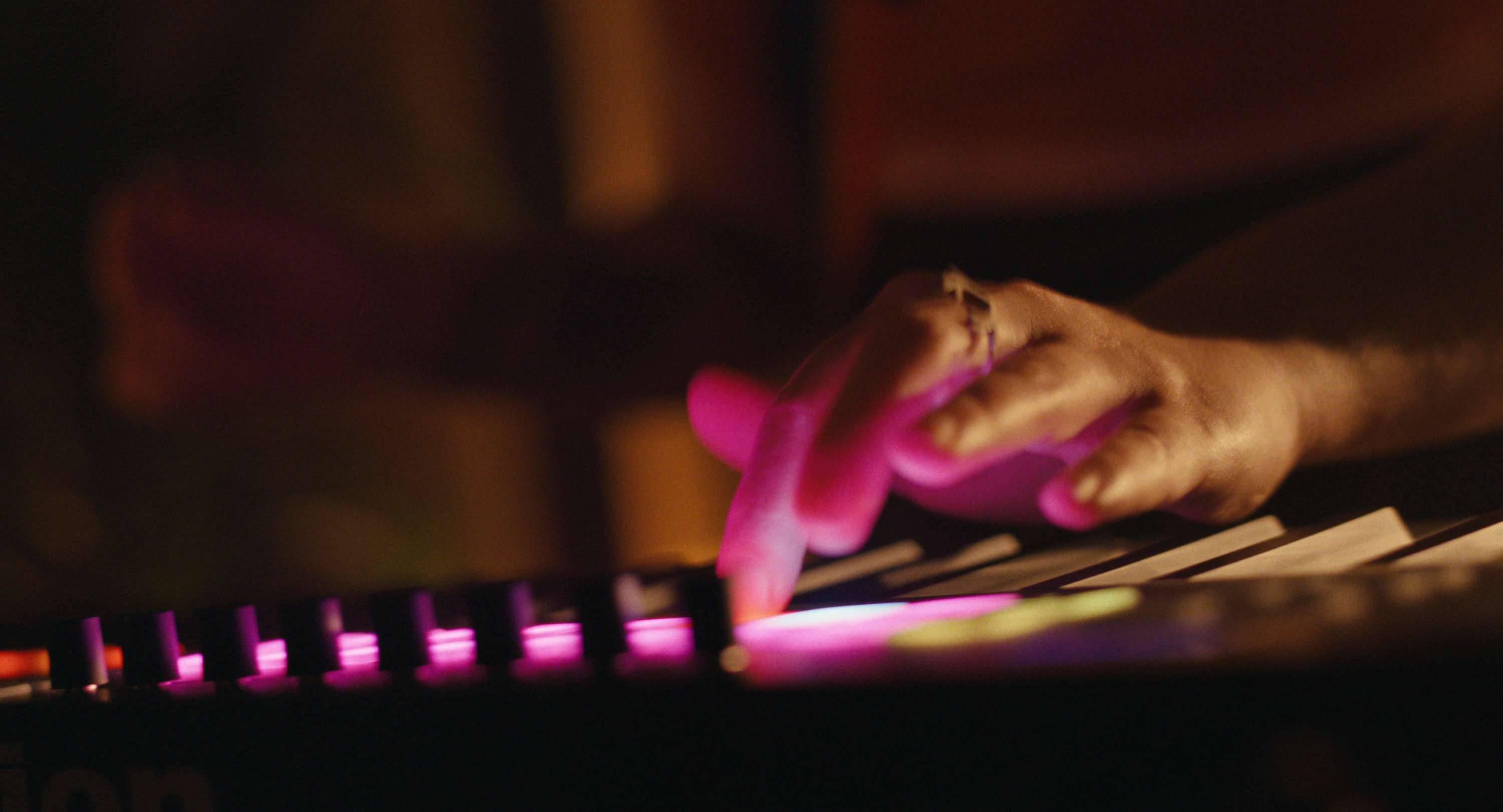 Launchkey 88 - Overview // Novation by Liam Woolmer Thompson