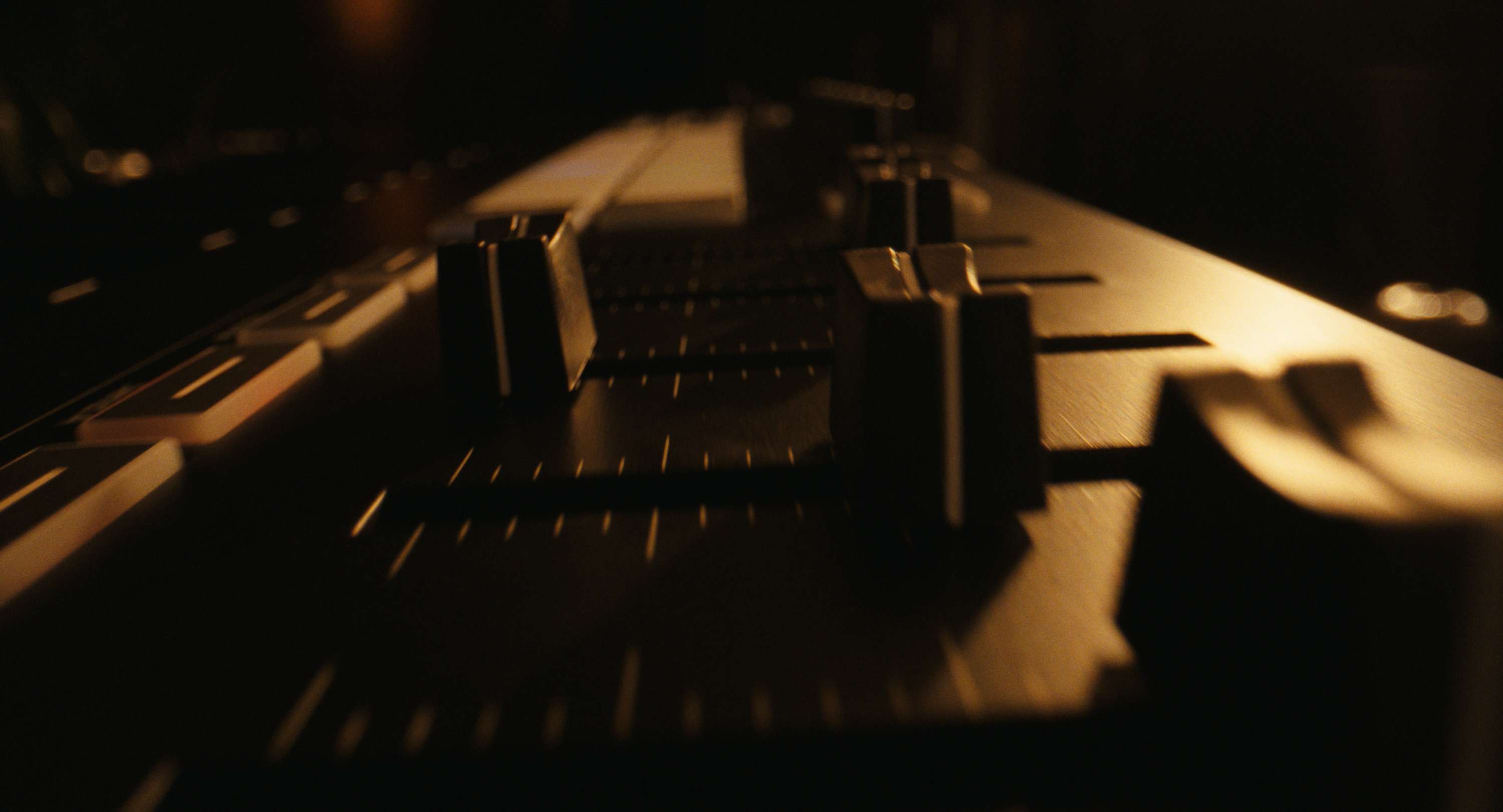 Launchkey 88 - Overview // Novation by Liam Woolmer Thompson