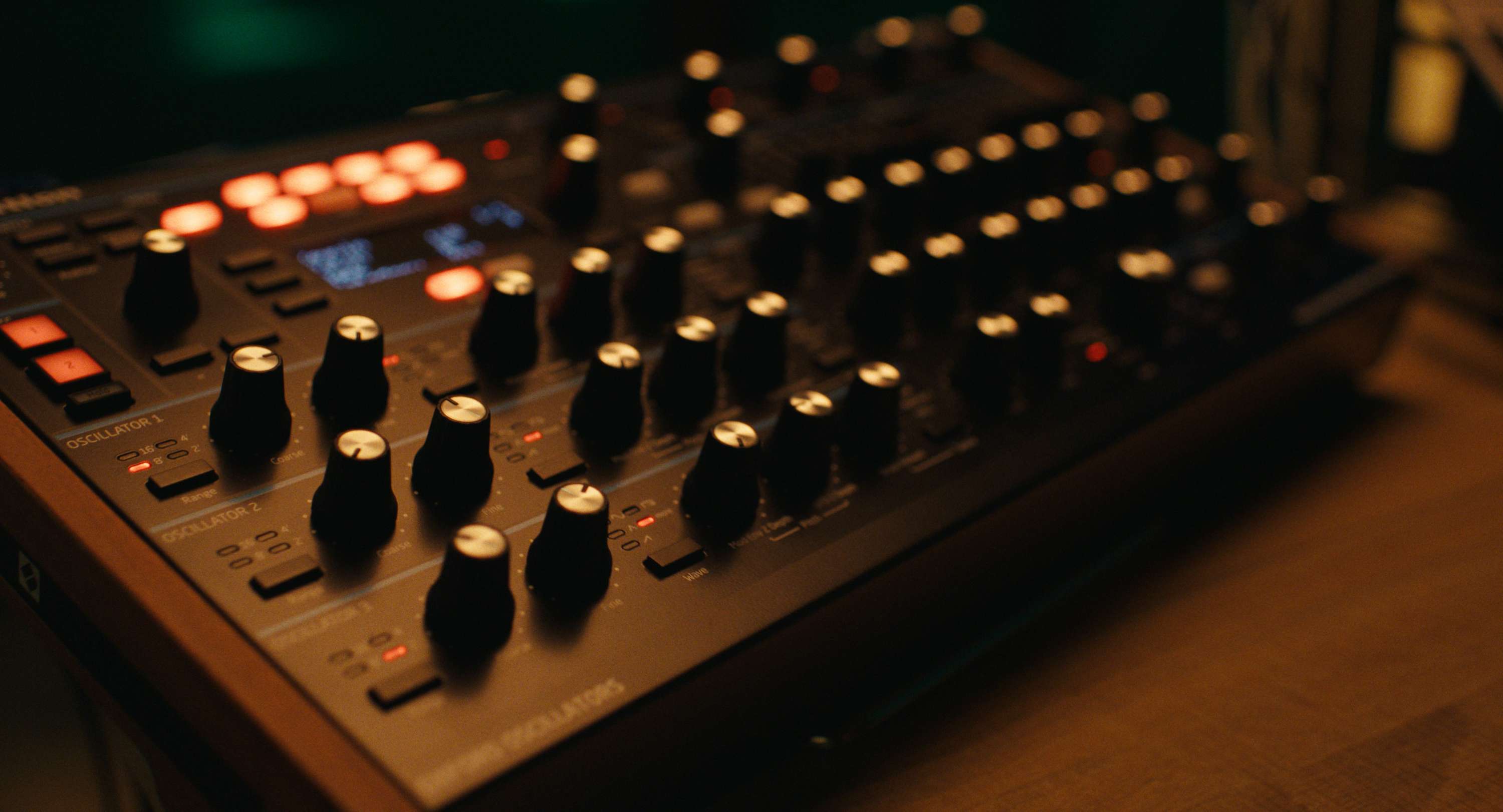 Launchkey 88 - Overview // Novation by Liam Woolmer Thompson