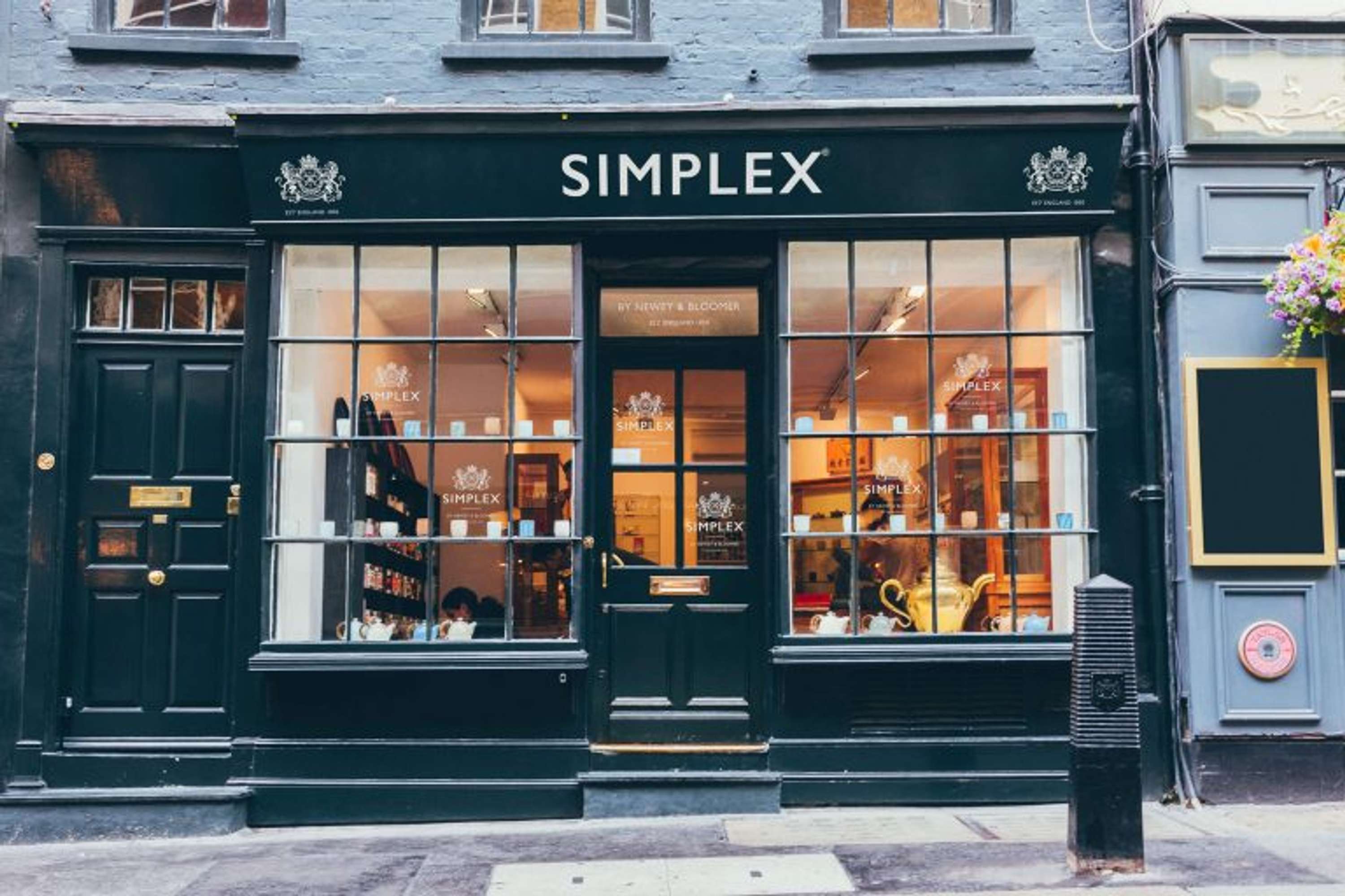 Simplex by Jonathan Taylor-Horne