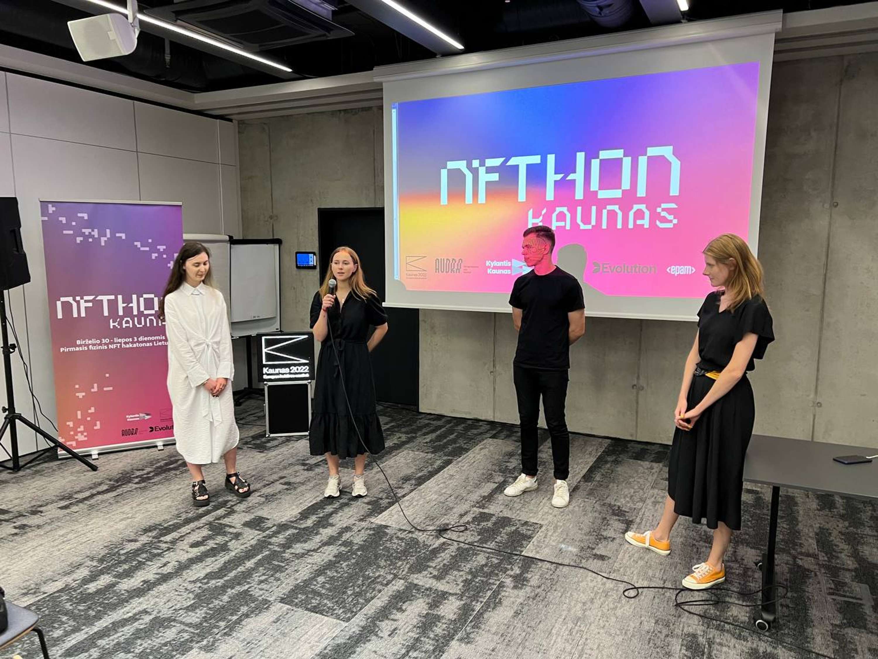 NFThon Kaunas 2022 – the first international in-person NFT hackathon in Baltics/EU by Gleb Divov