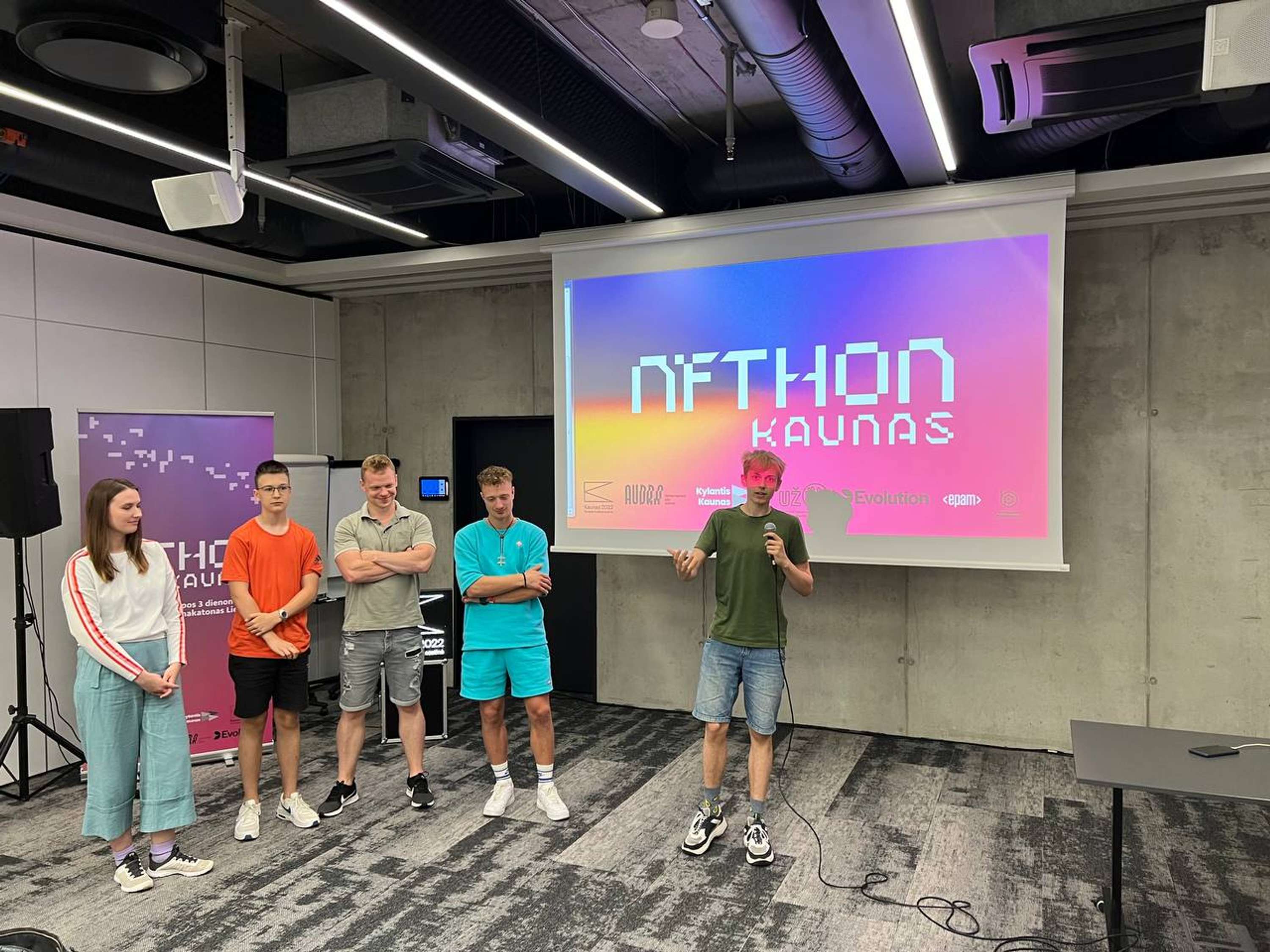 NFThon Kaunas 2022 – the first international in-person NFT hackathon in Baltics/EU by Gleb Divov