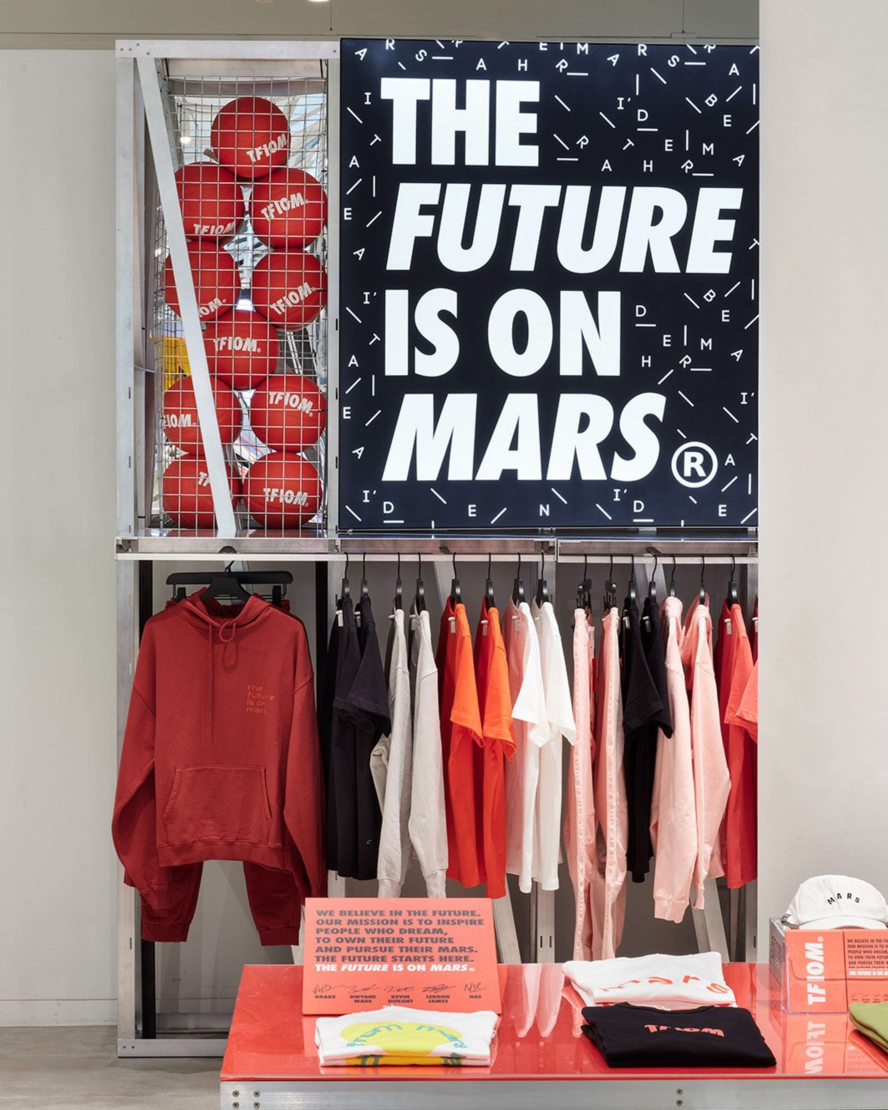 THE FUTURE IS ON MARS by Sander Gee