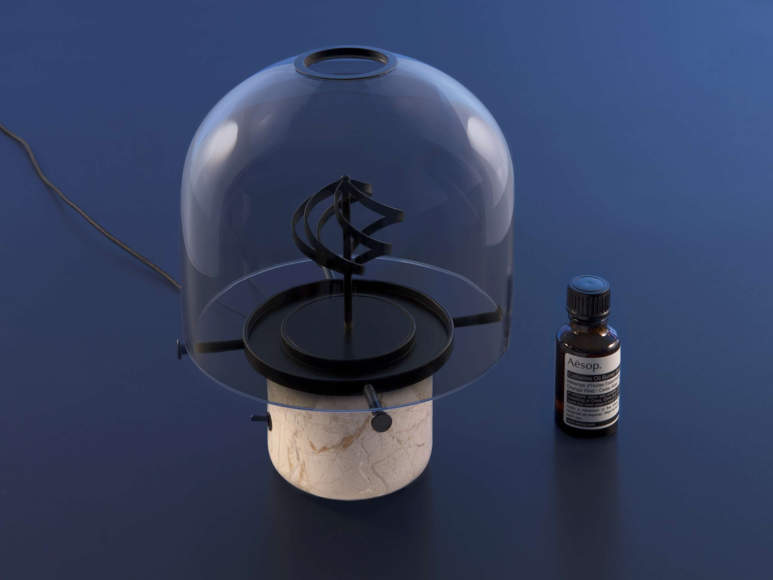 Ballerine, scent diffuser by Aleksandra Zeromska