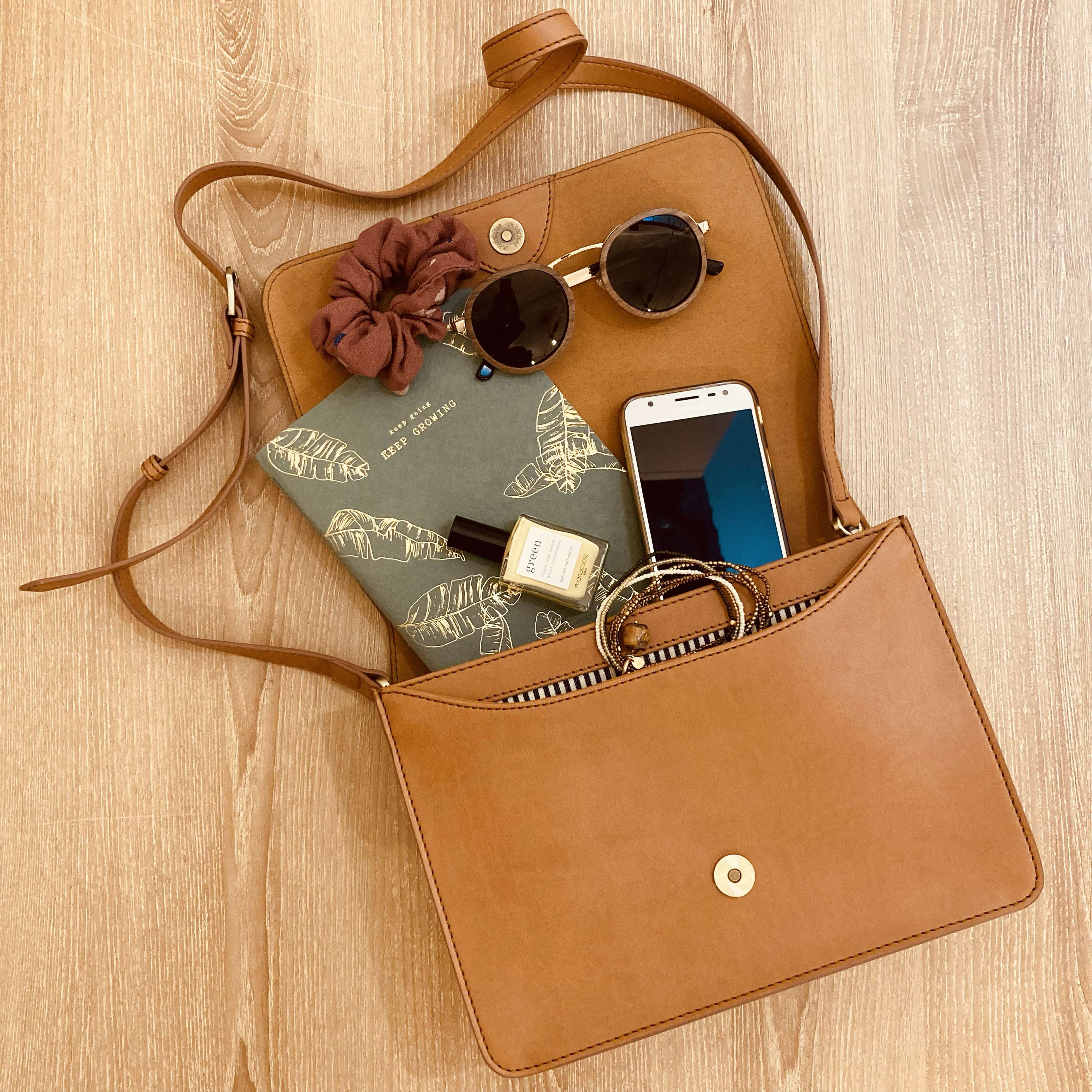 Content for Kauri Store by Leoni 