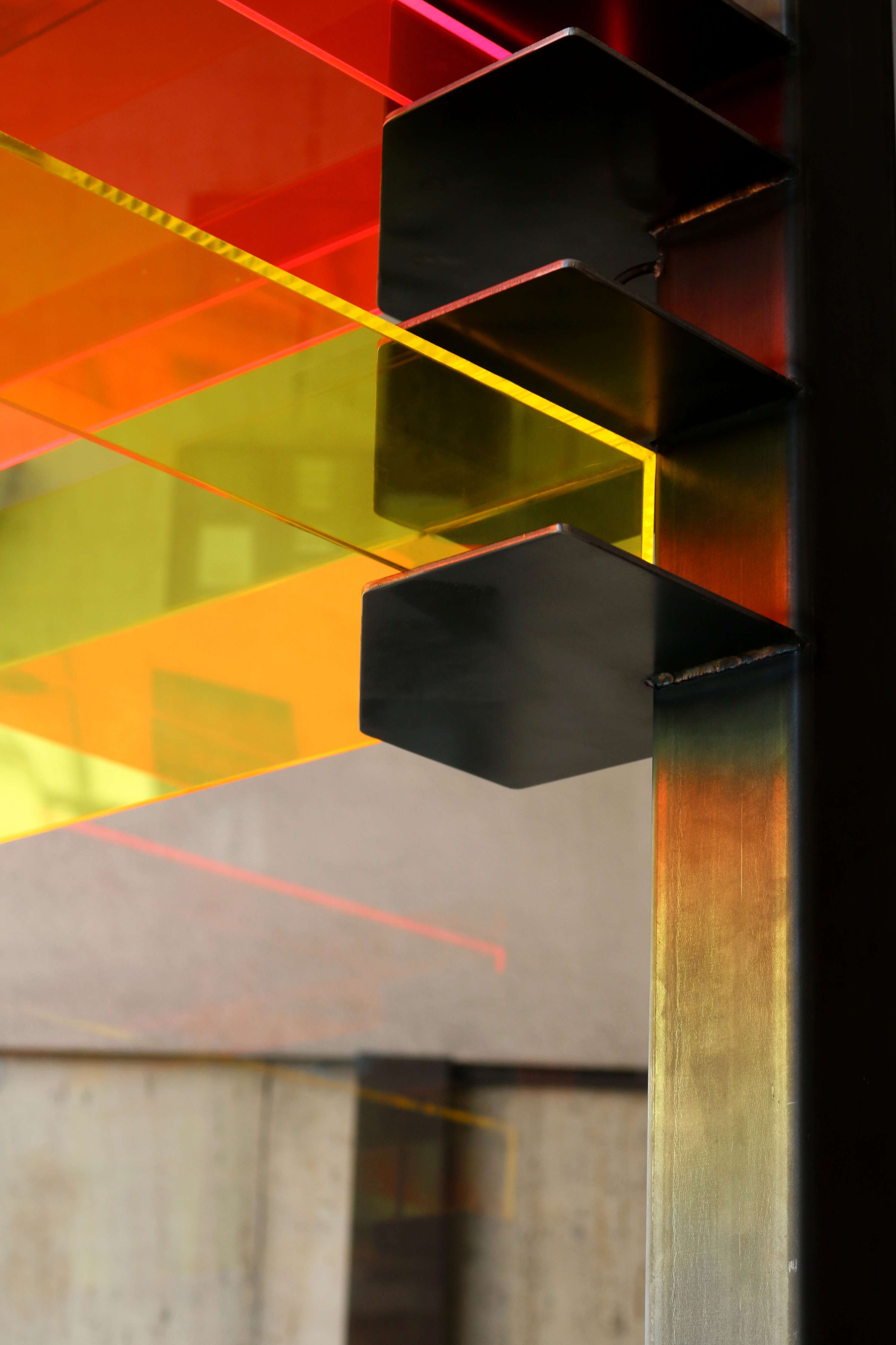 Camper – Telling the story of a brand through window design by Ana Beatriz Fernandes