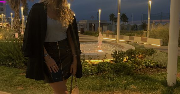 Alexandra Bianca Croitoriu Social Media Strategist | The Dots