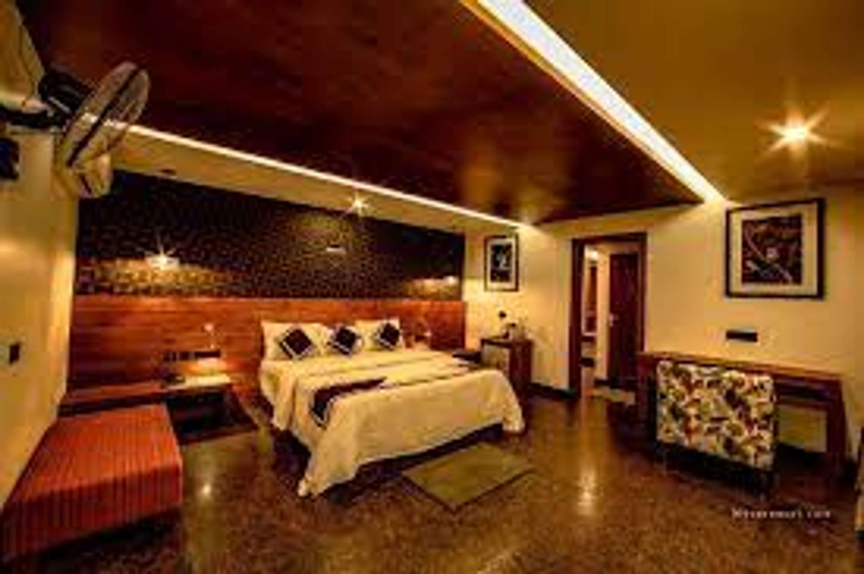 WHY WE CHOOSE RESORTS by Haze and Kites