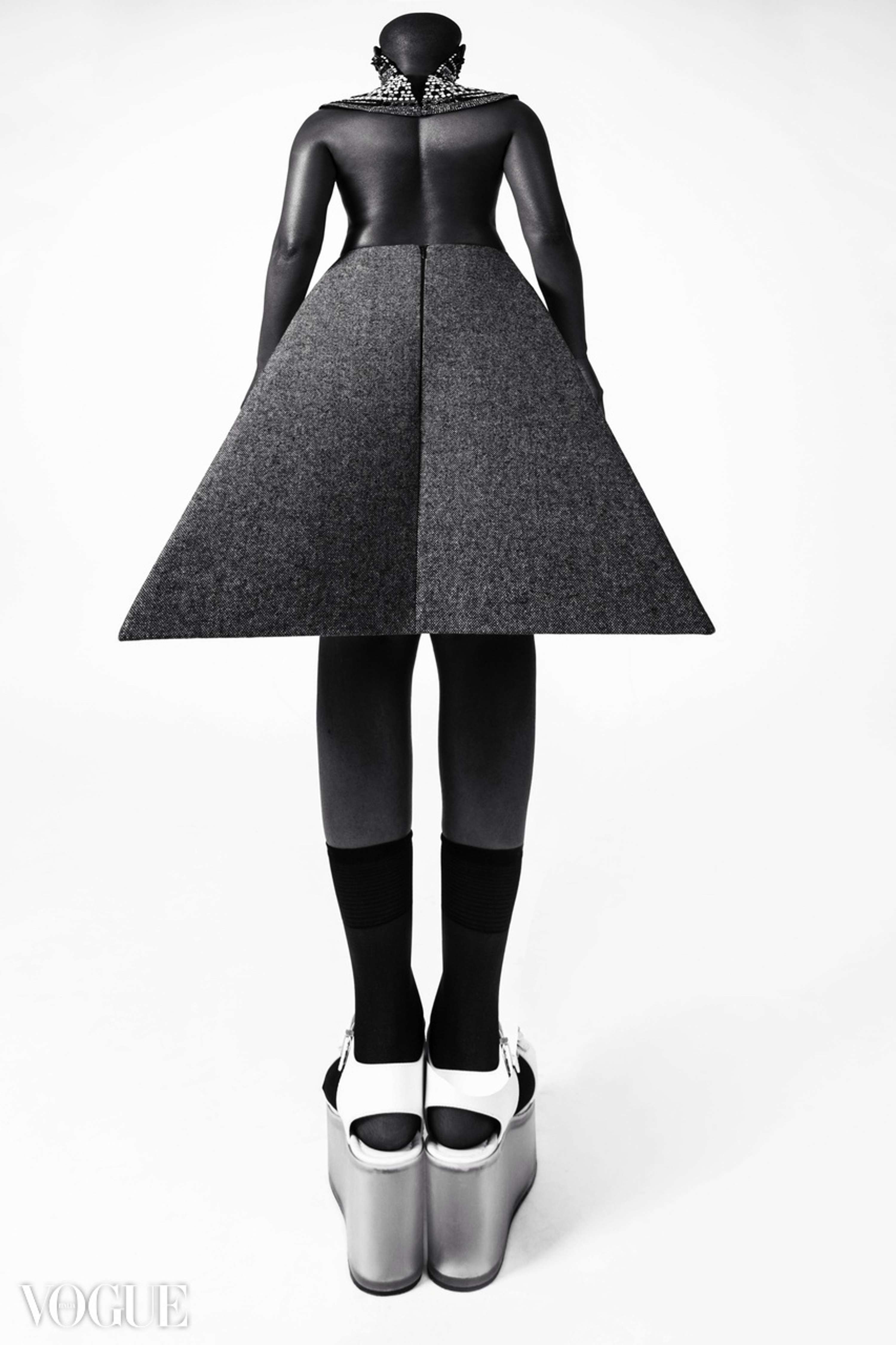 NOIR by Nana (TrendyRail) O