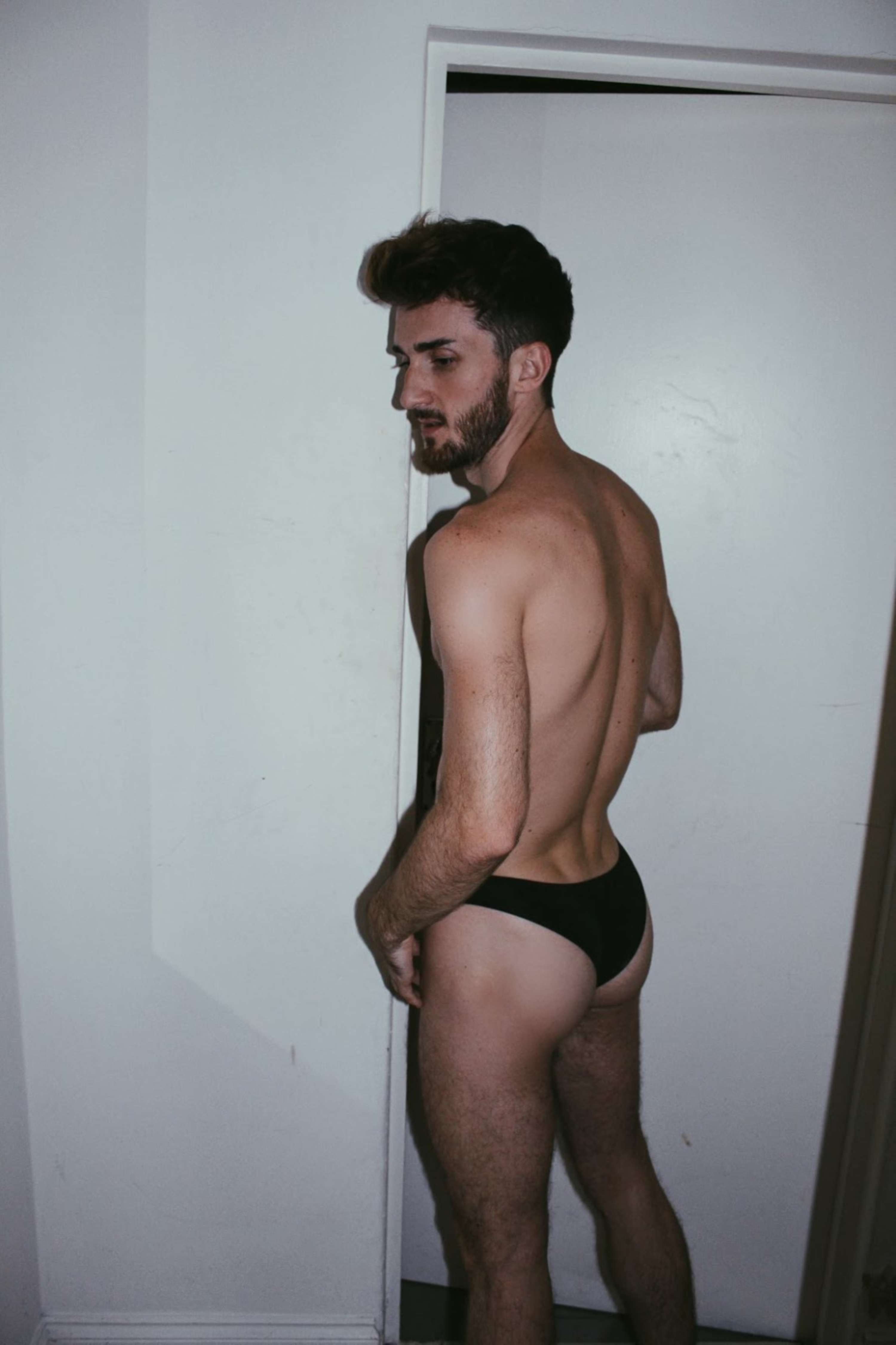 Grindr Guy - A Study of the Modern Man seeking Man by Darkwah Kyei-Darkwah