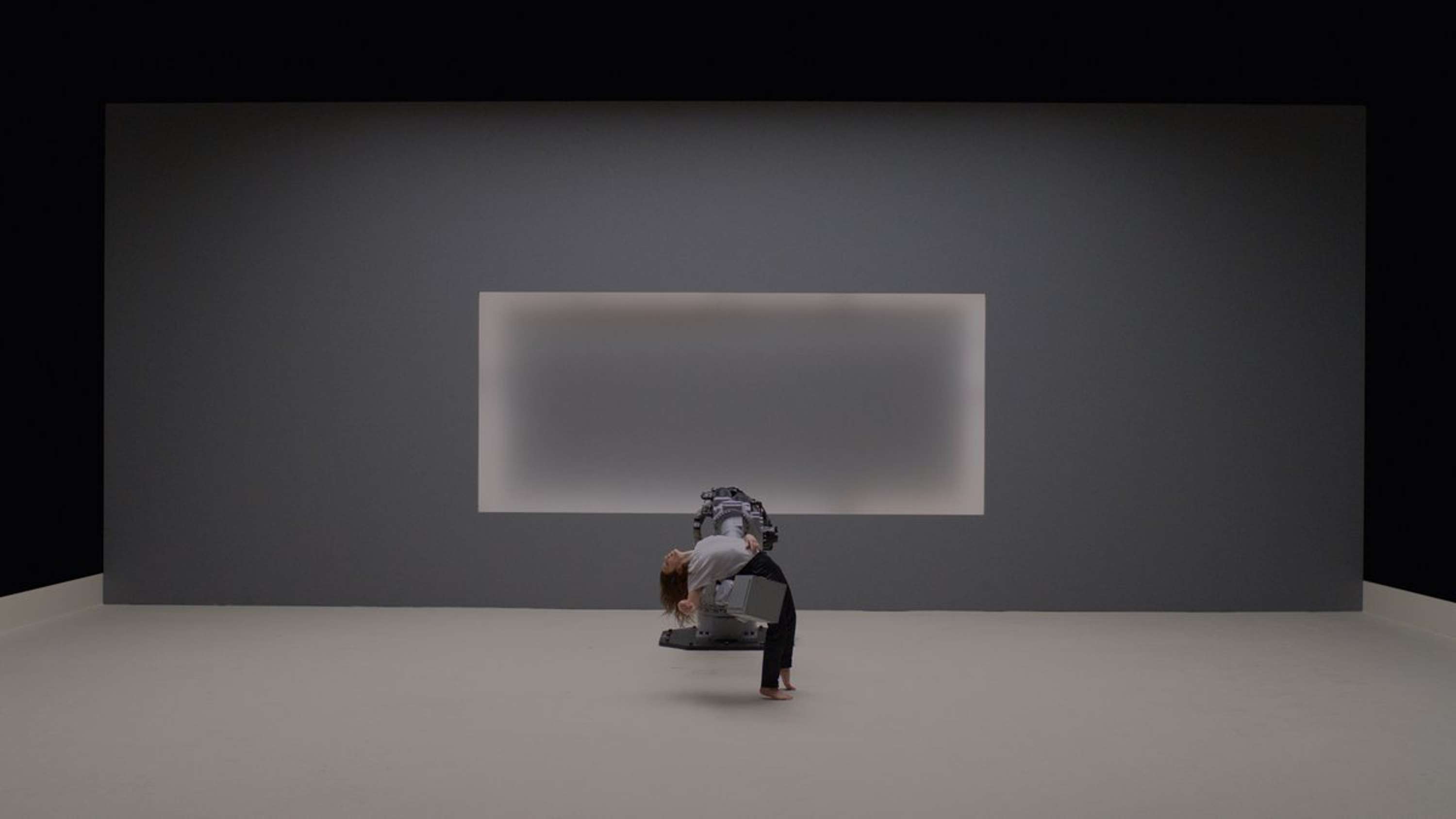 Robot & Dancer - Accenture Interactive Amsterdam by Lolly Austen