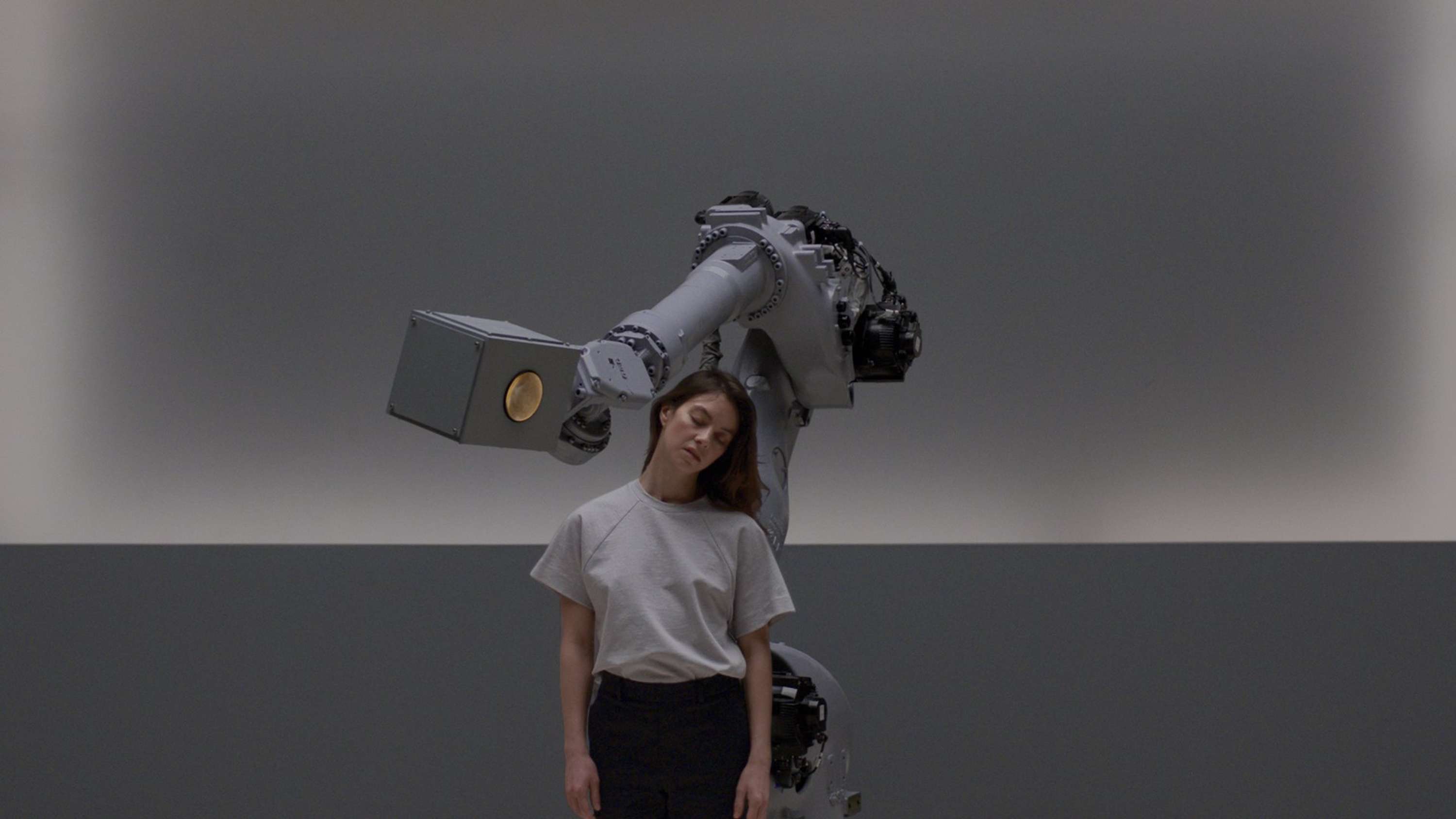 Robot & Dancer - Accenture Interactive Amsterdam by Lolly Austen