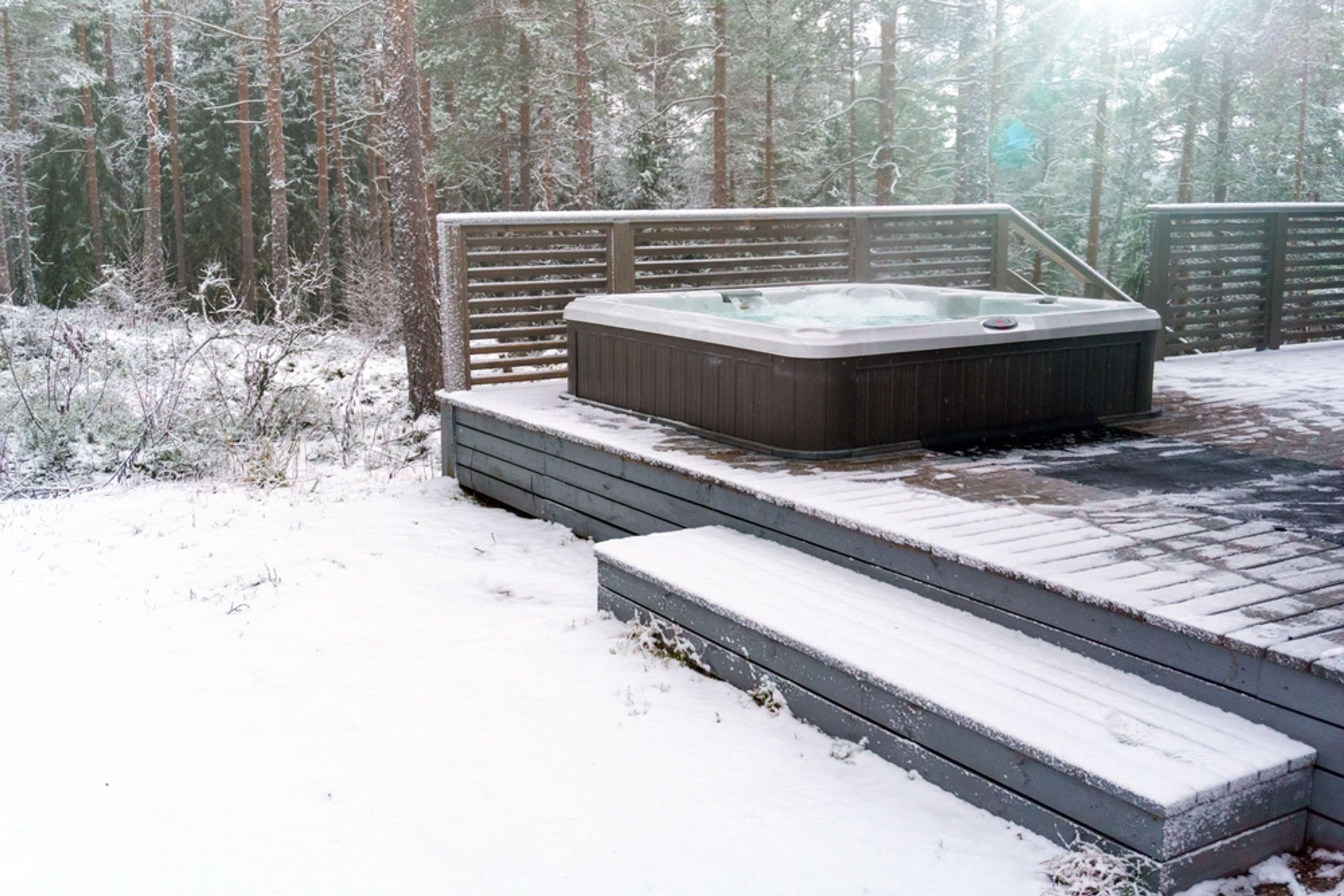 What Should You Know About Soaking Tubs? by Roberts Hot Tubs