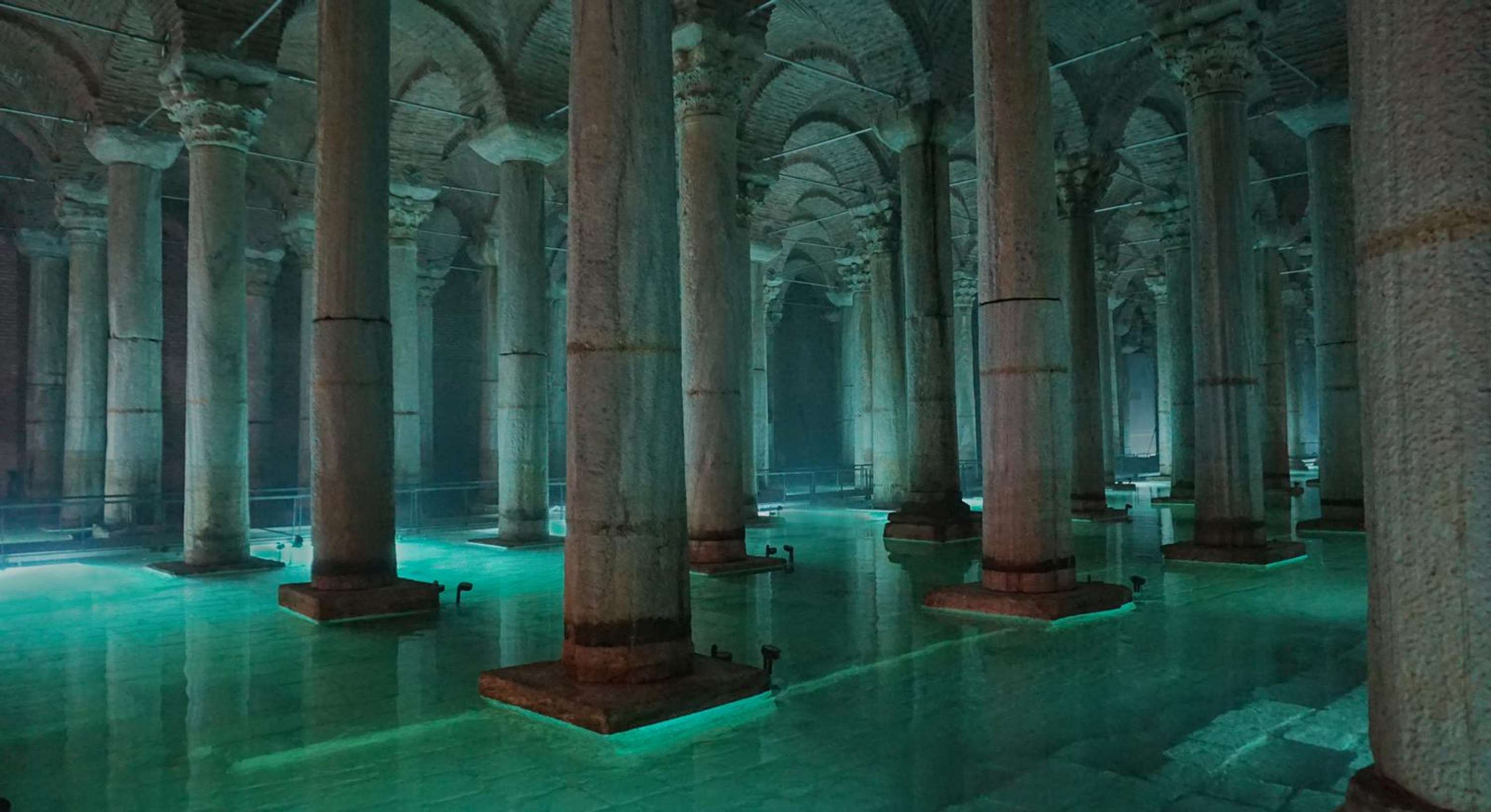 Basilica Cistern - Istanbul by Federica Cammarota