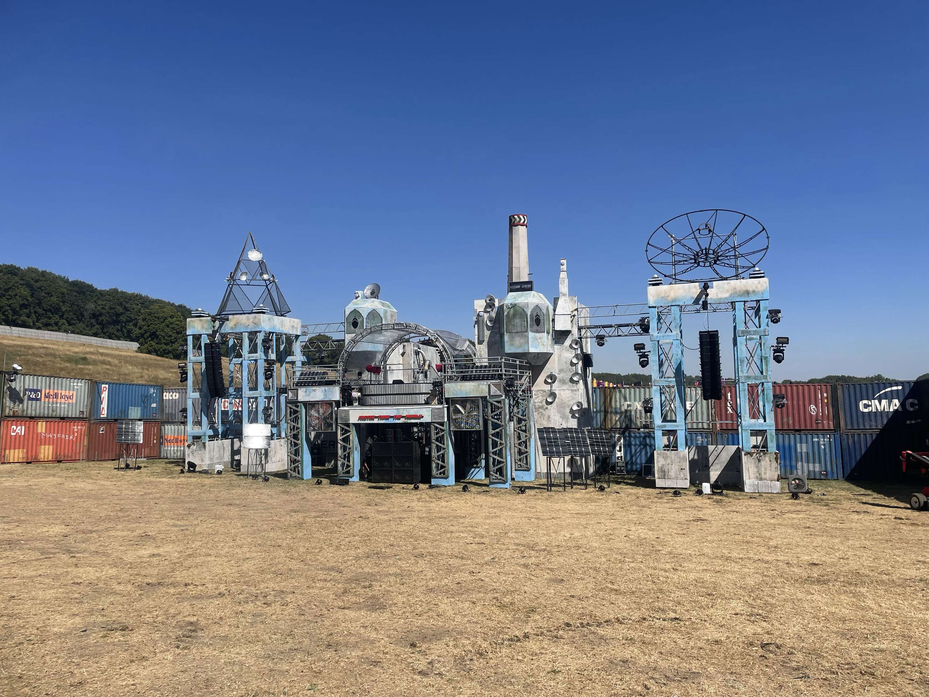 Boomtown - the grid by Fraser Miller