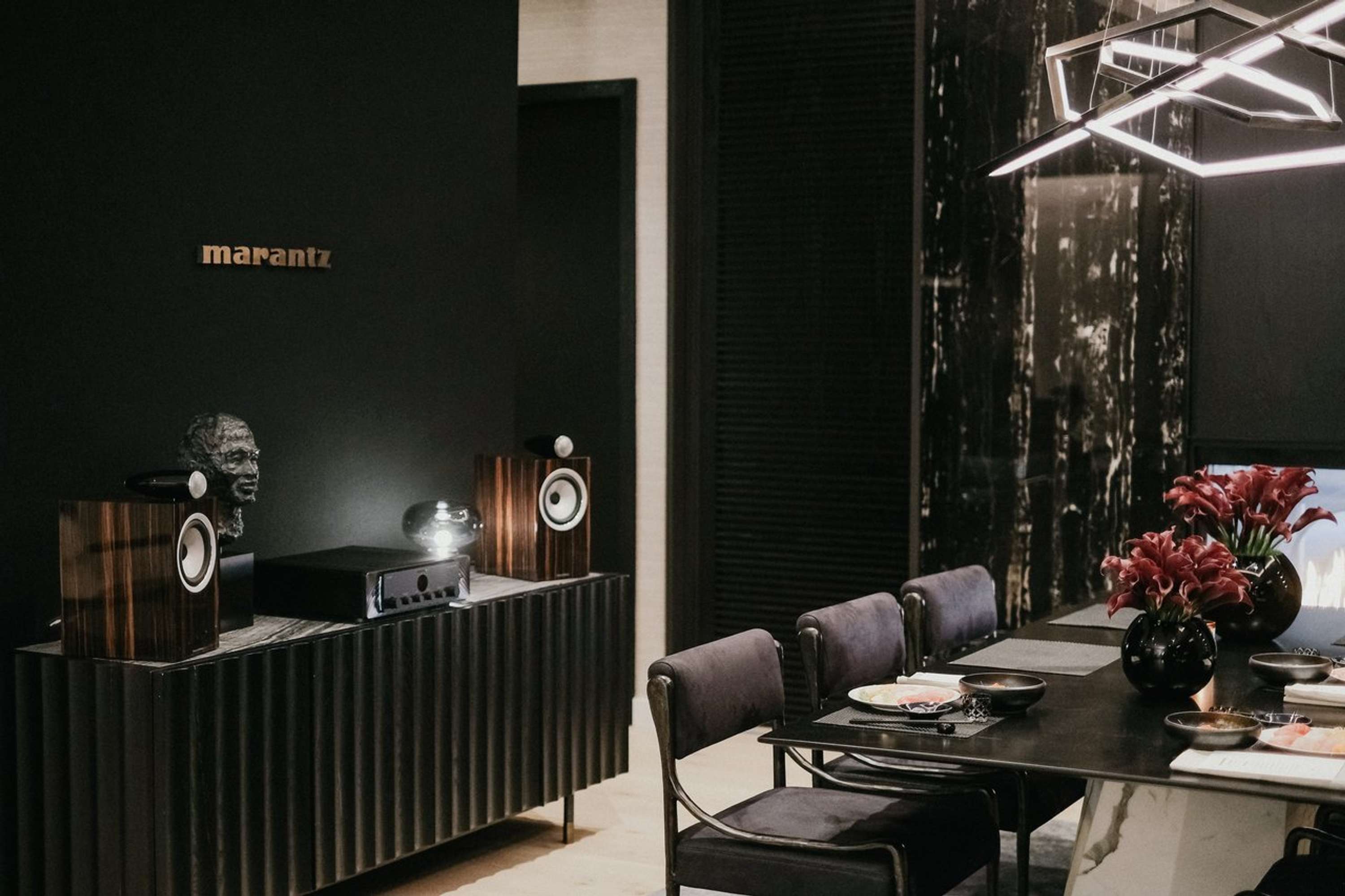 Marantz Model 40N NYC Pop-Up by Tom Arendas