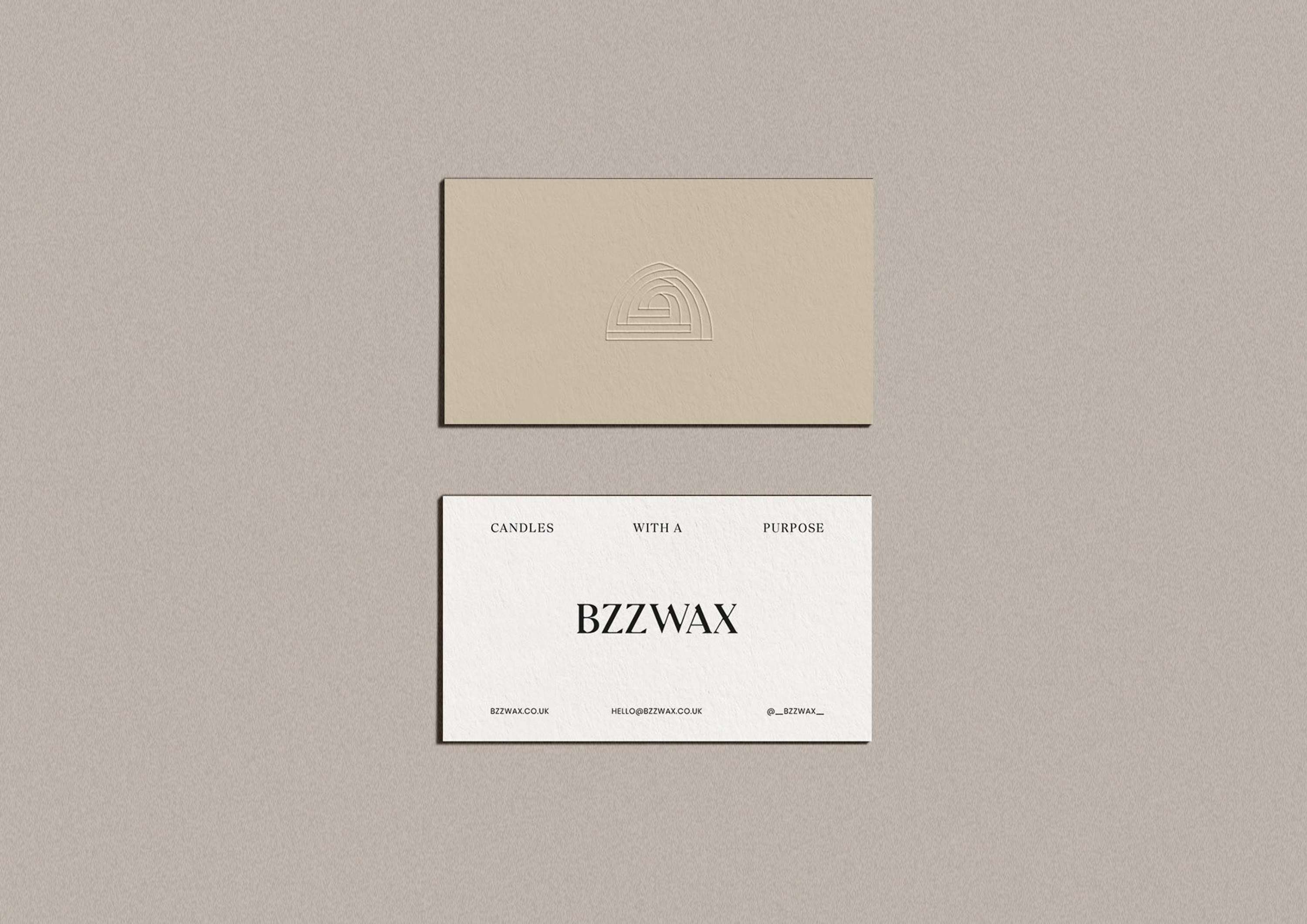 BZZWAX | Candles with a purpose by Roxane Cam