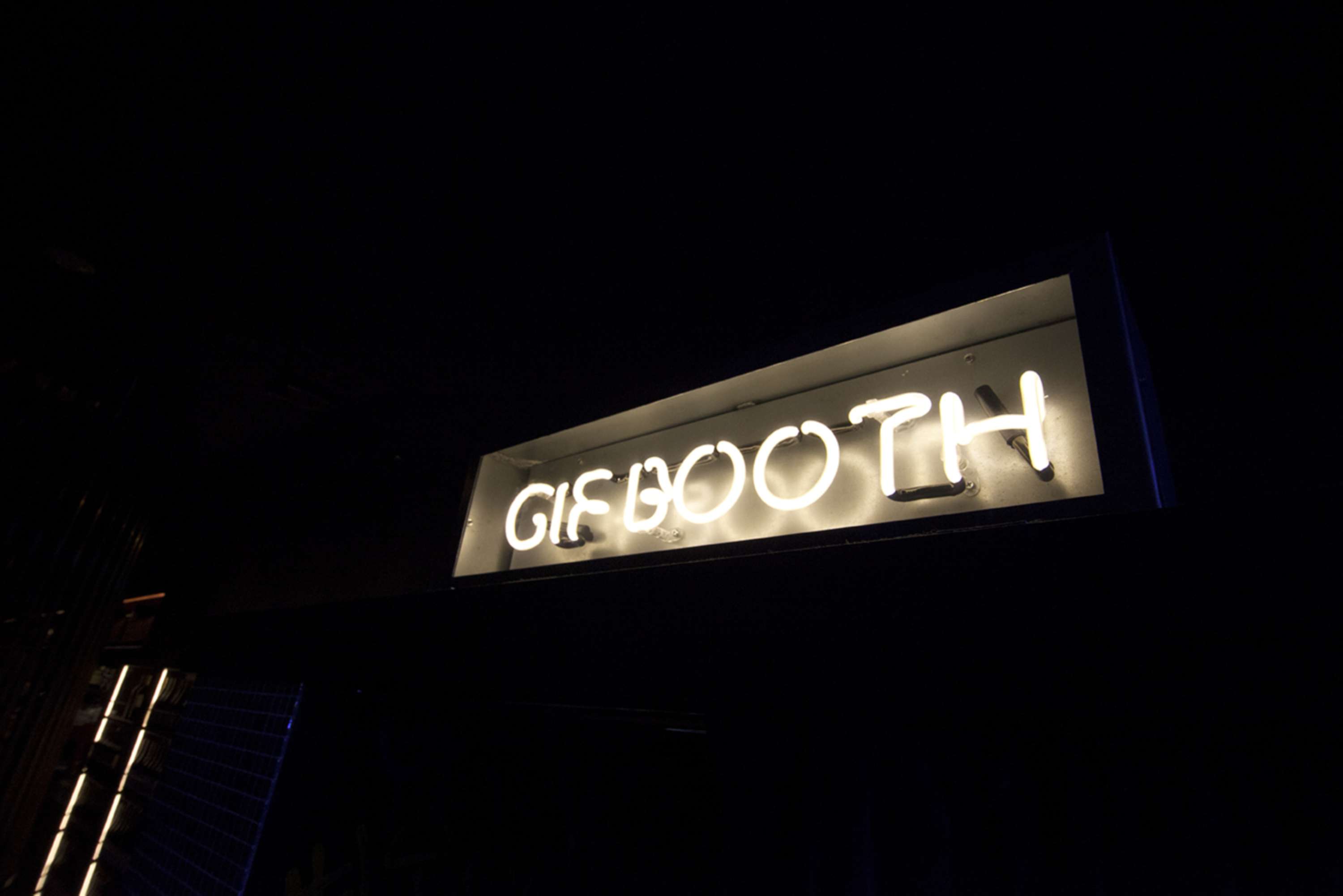 Custom GIFGIF Booth at Burger & Lobster, W Hotel London by LOOKLOOK_exp