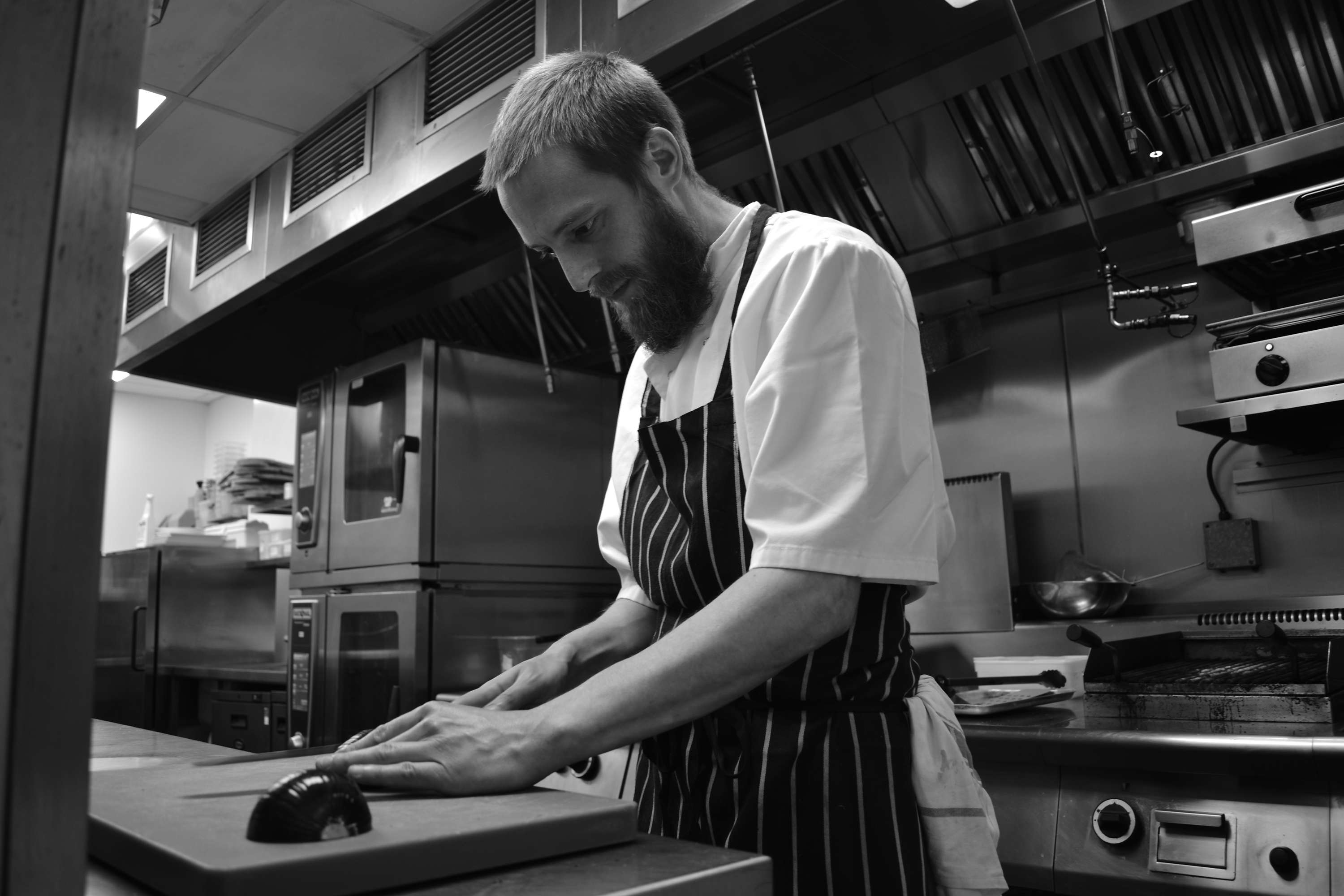 Essay - Chef's Arse by Carolina Stelzer