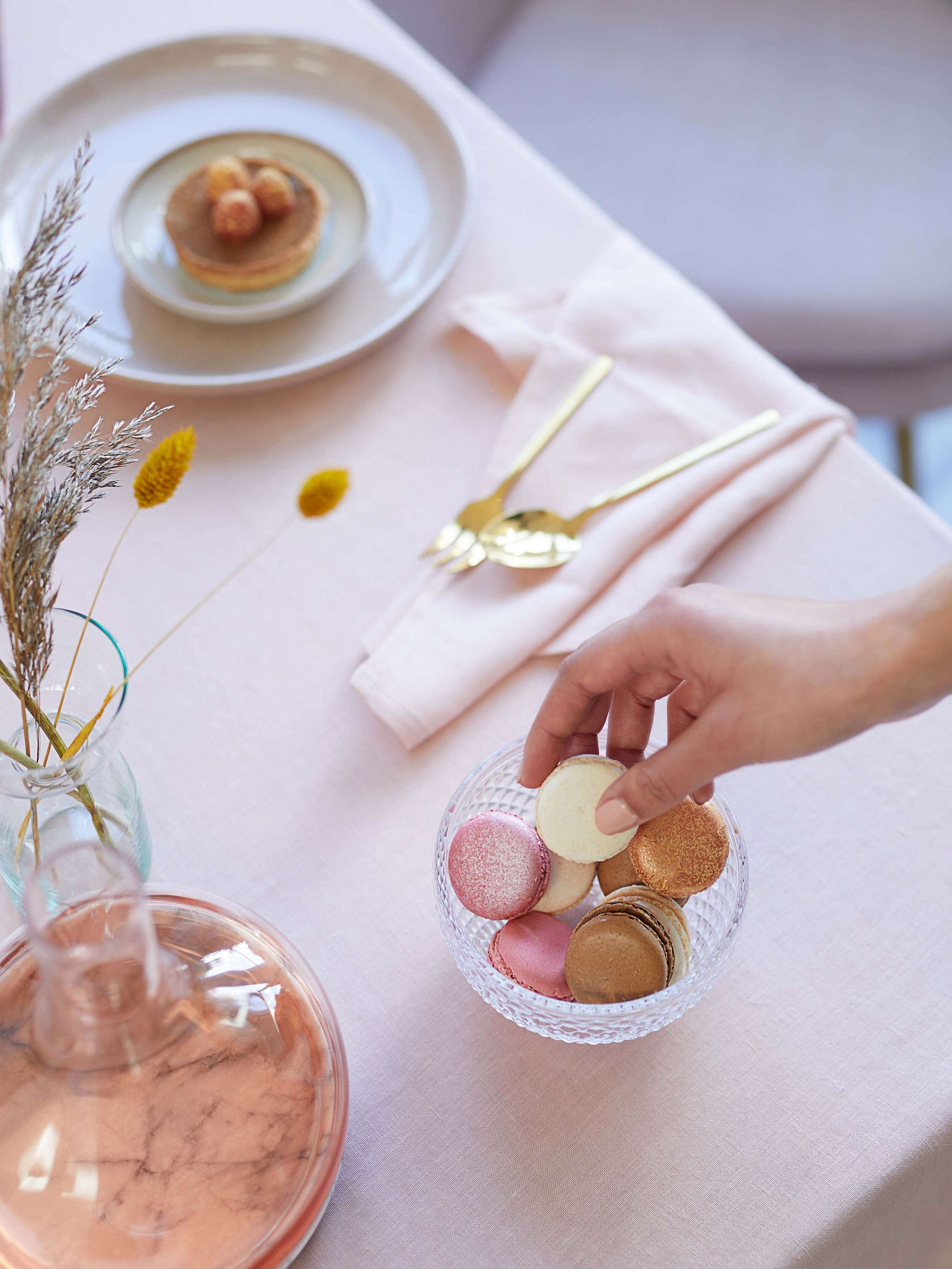 Tablescape on location by Rosie Holdsworth