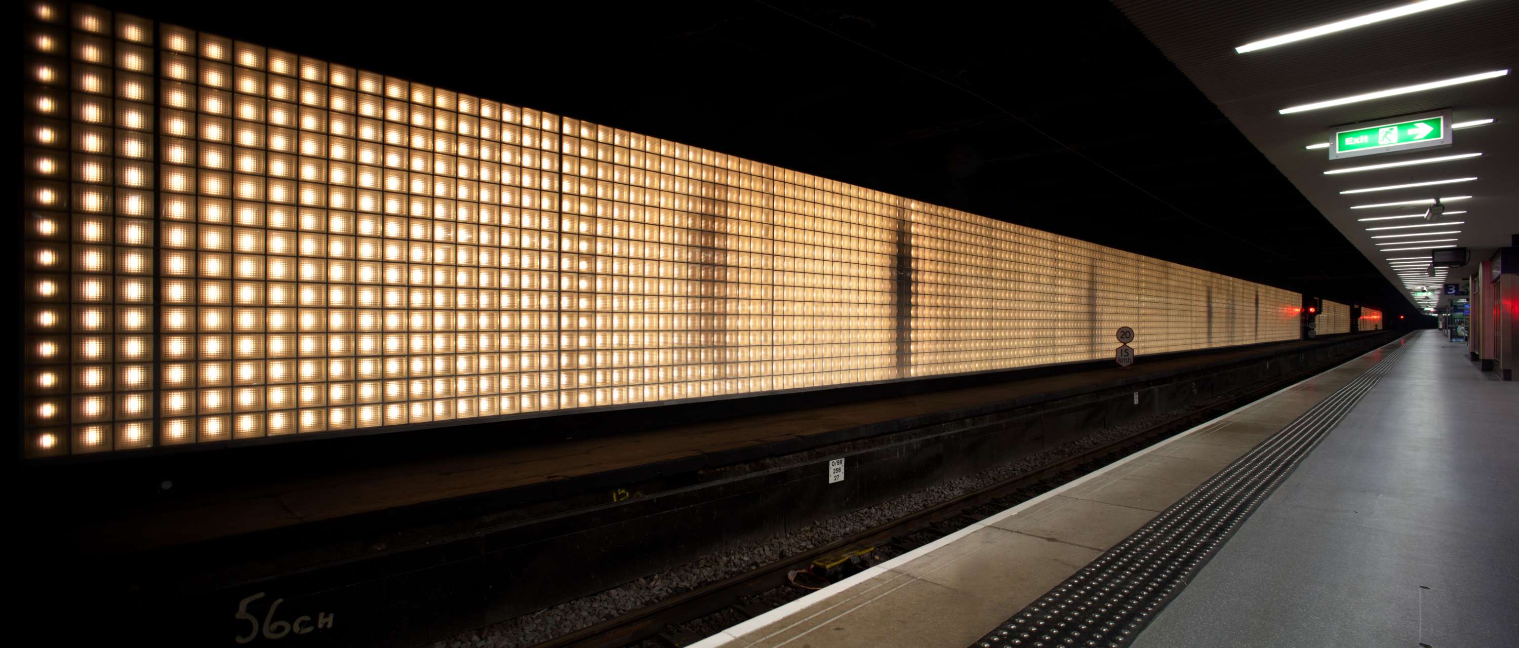 Platform 5 by Jason Bruges Studio
