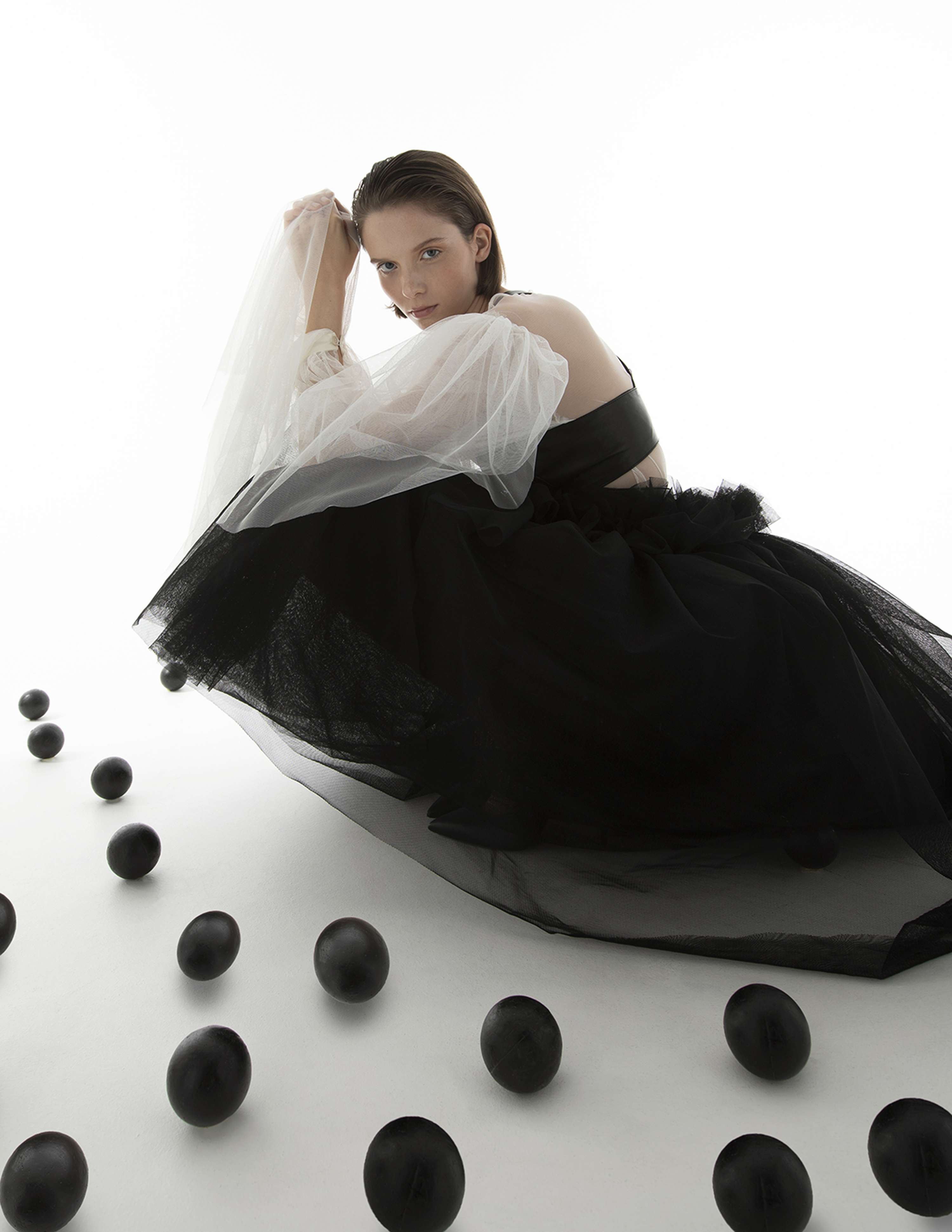 The DOTs by Yulia Reznikov