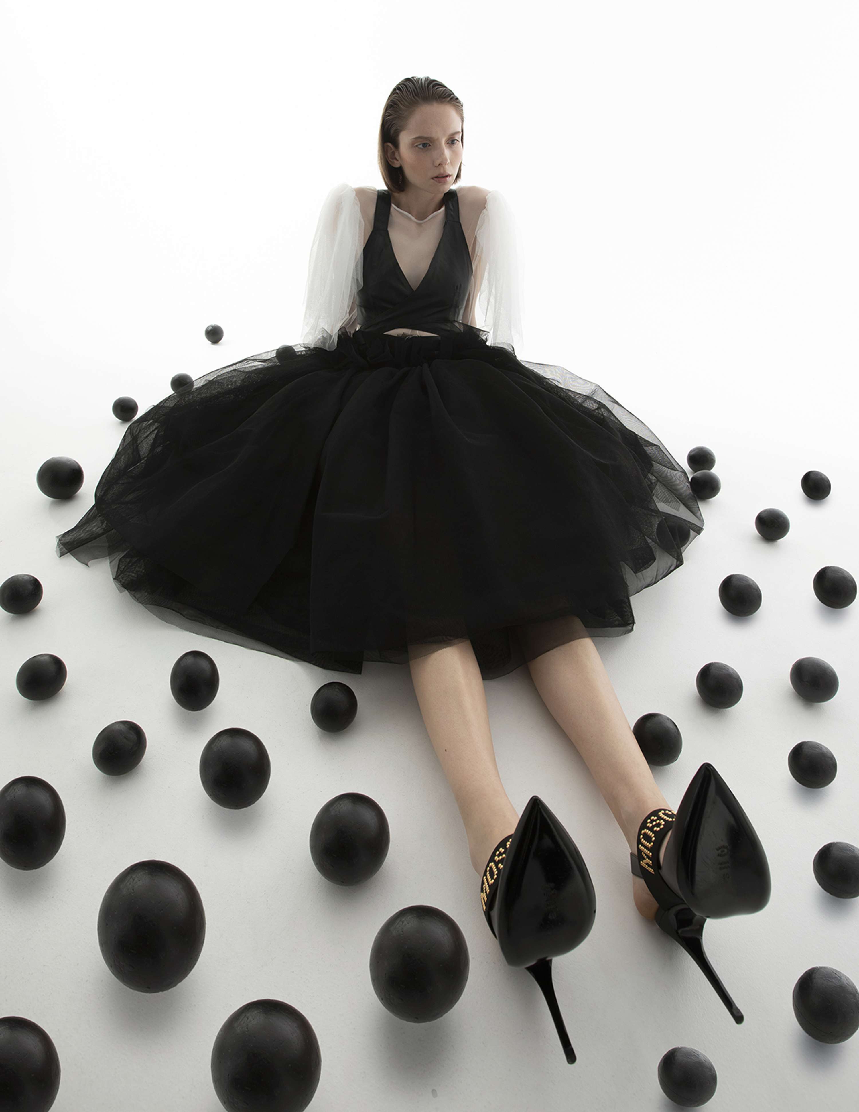 The DOTs by Yulia Reznikov