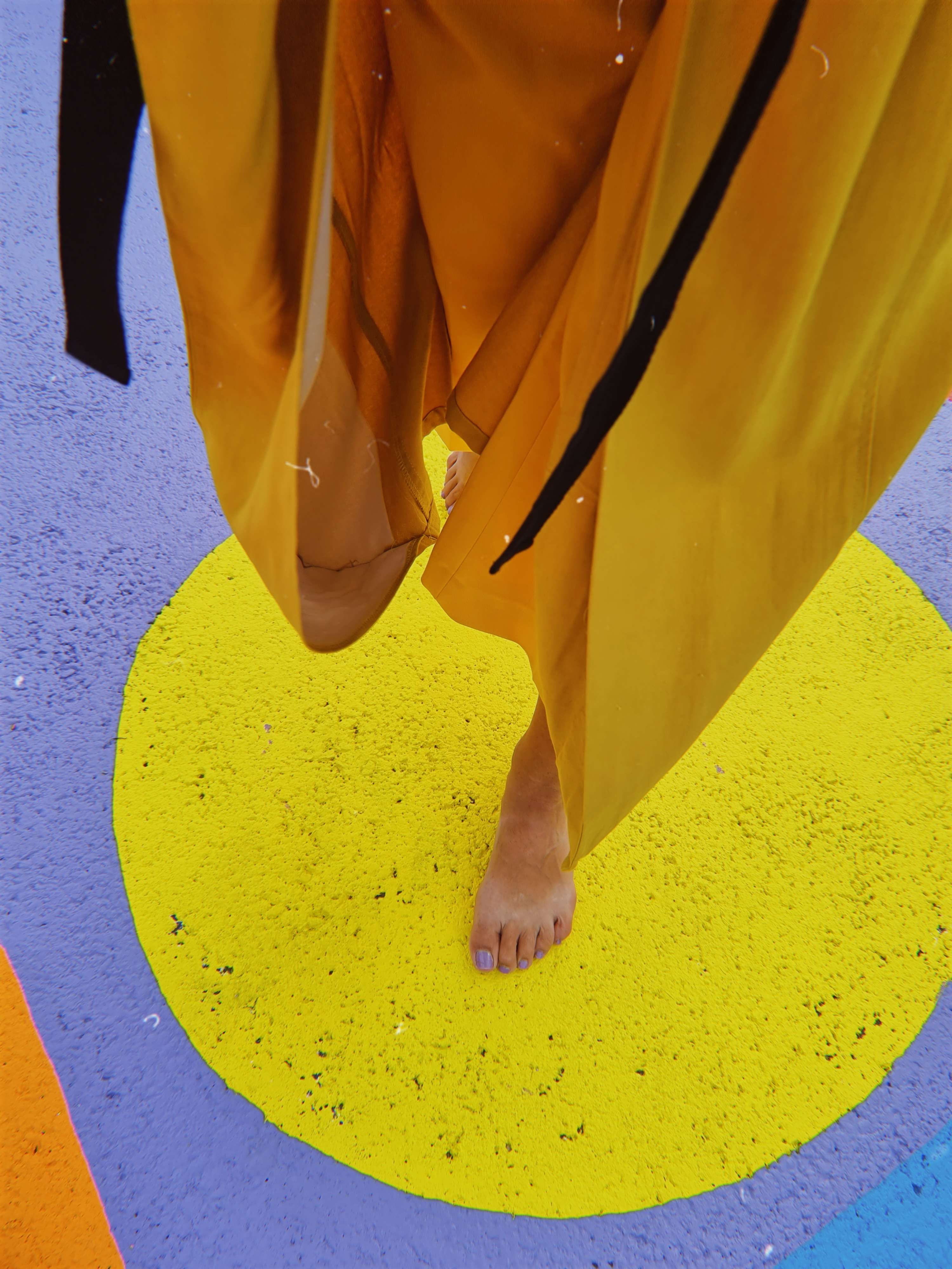 Moving through colours by Ewa Emini