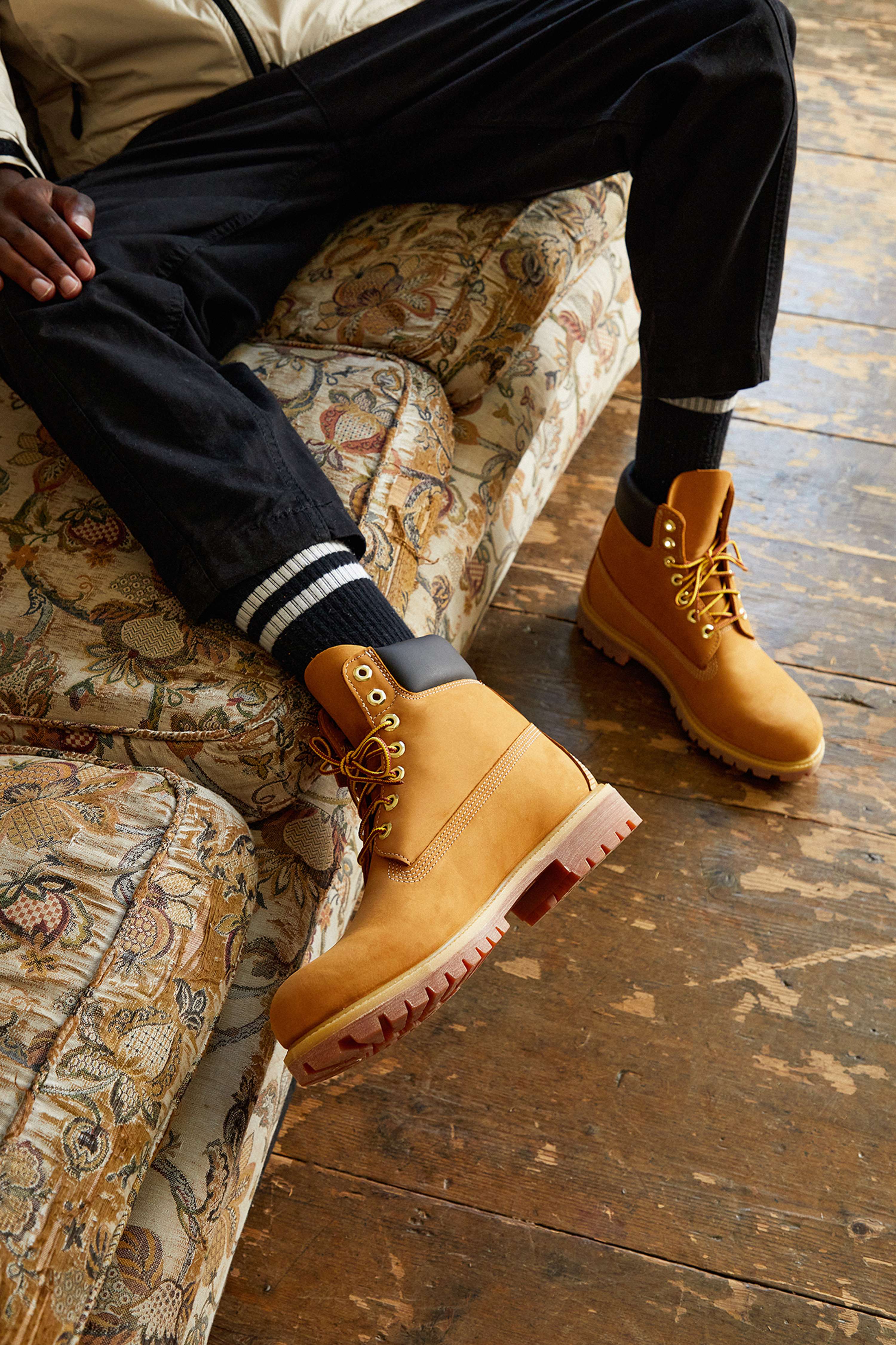 schuh Boot Shoot '21 by Claudius Ricketts