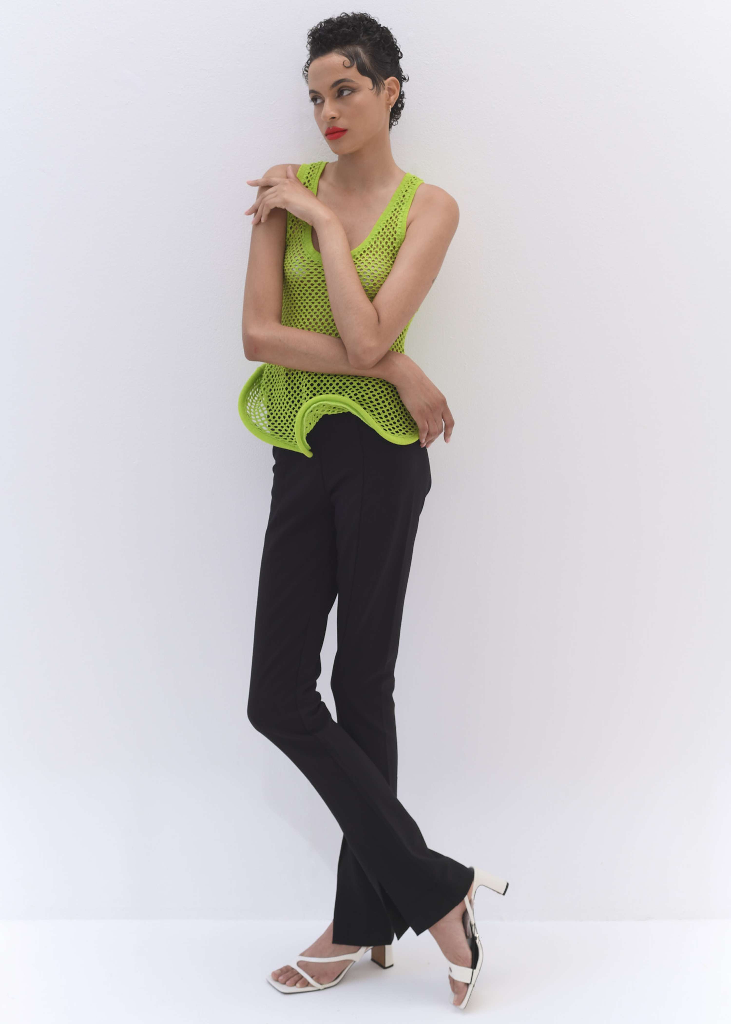 Editorial by Niko Mrtj