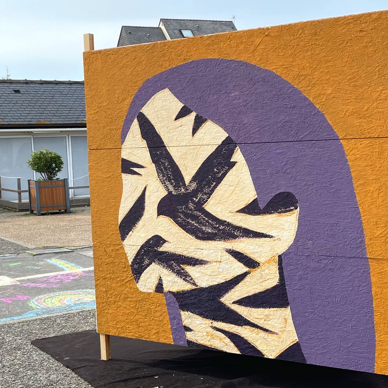 Les Oiseaux . Street Art Festival by Robyn Roper