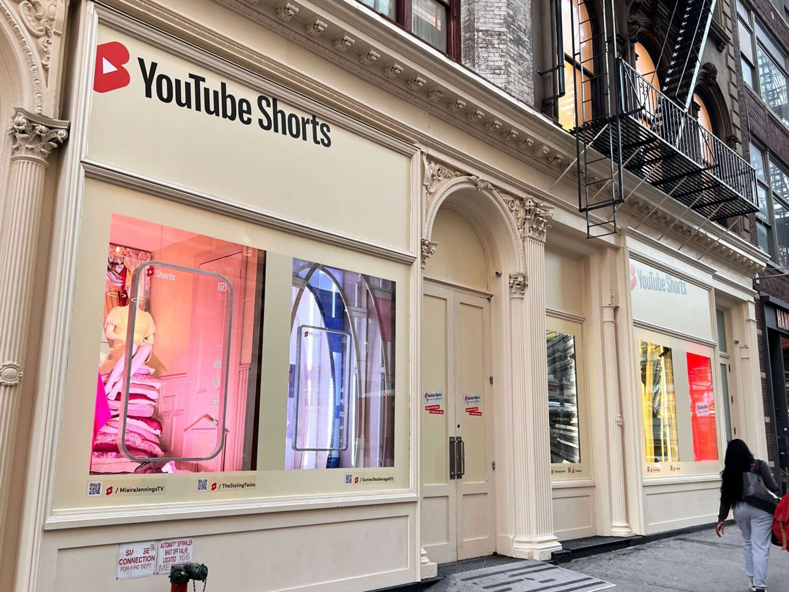YouTube Shorts #remaketherunway by Nadia Saccardo