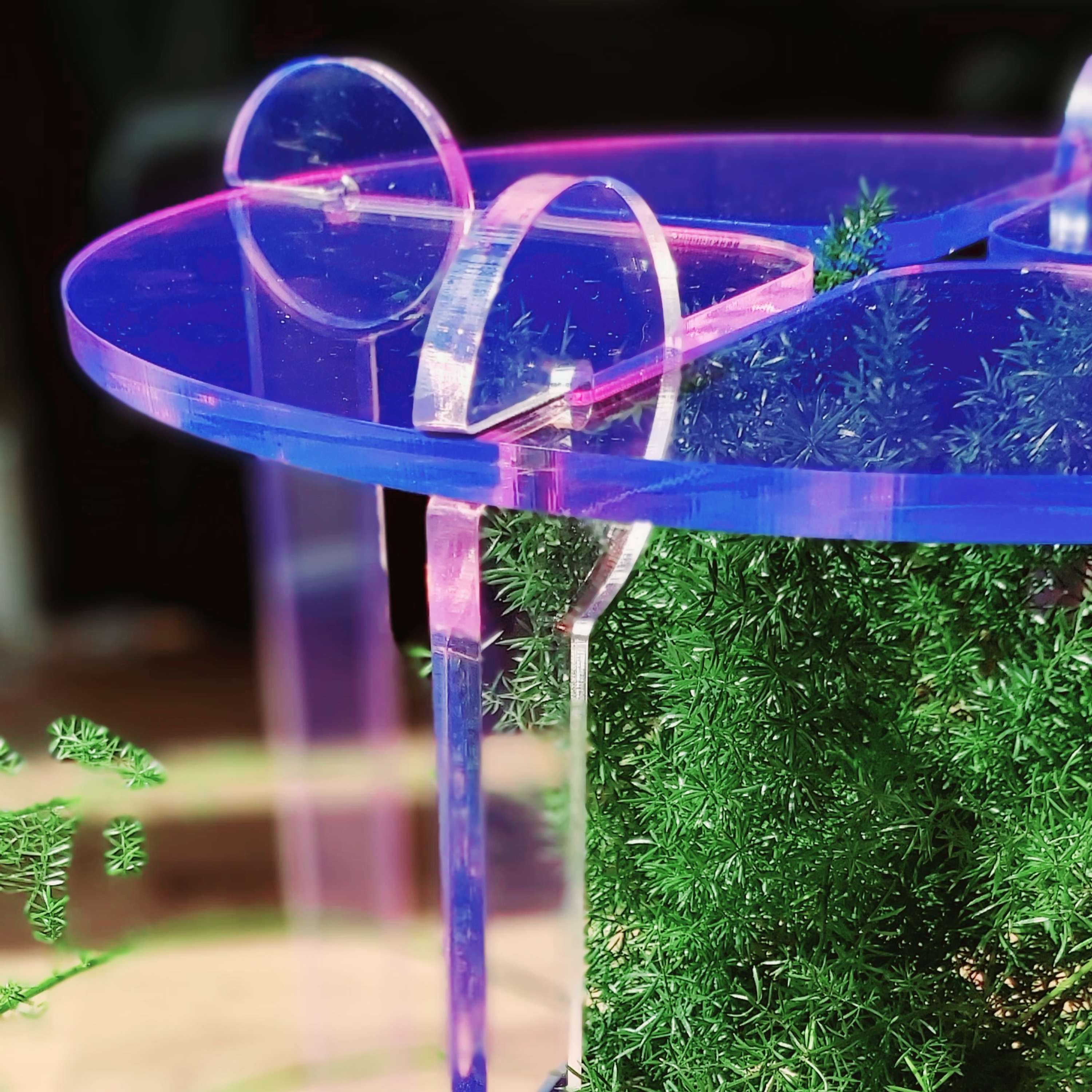 Open Source Plant Stands by Renata Aminian