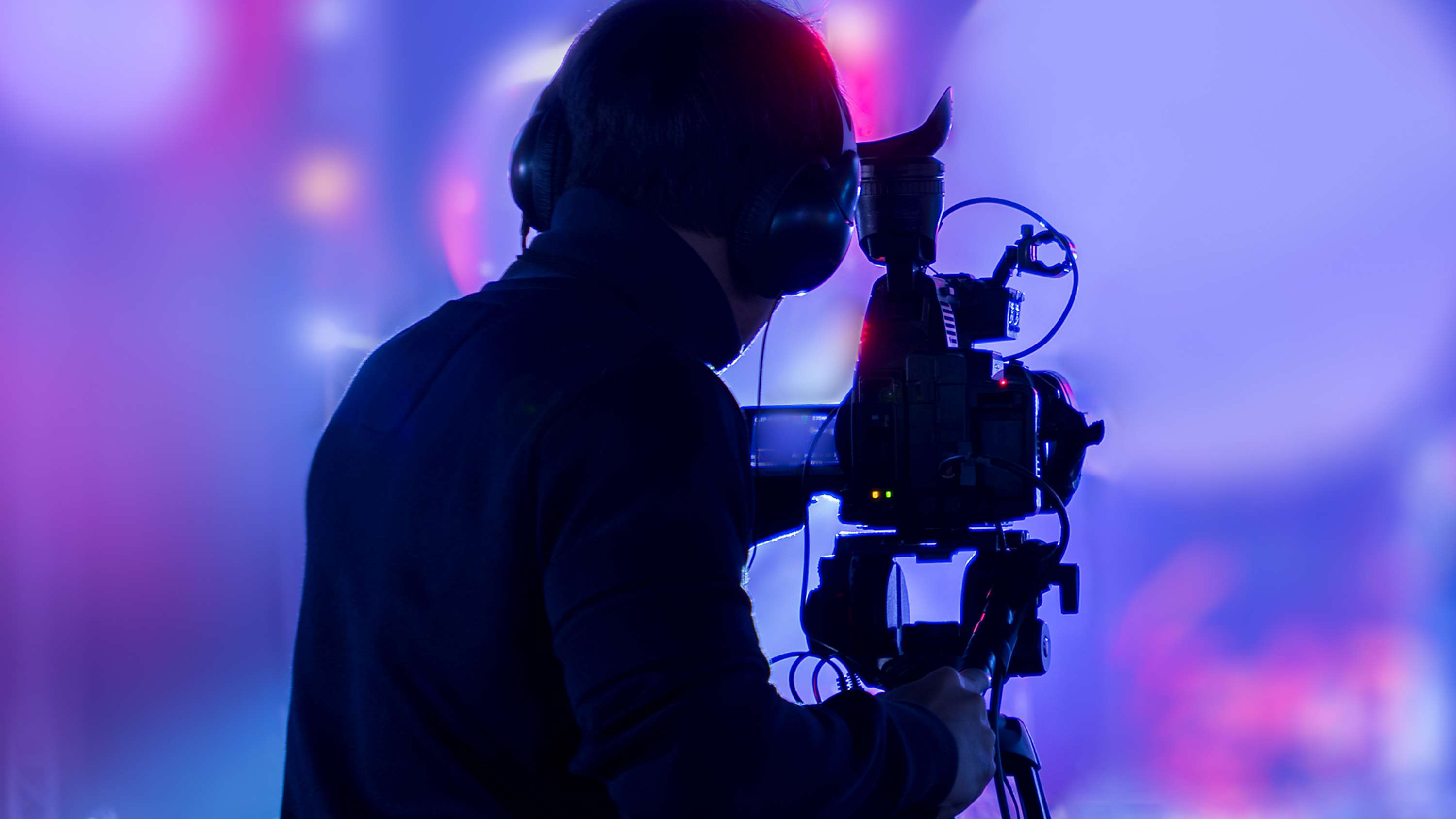 Behind the Scenes: Creating Multimedia Music Experiences by Peyman Farzinpour