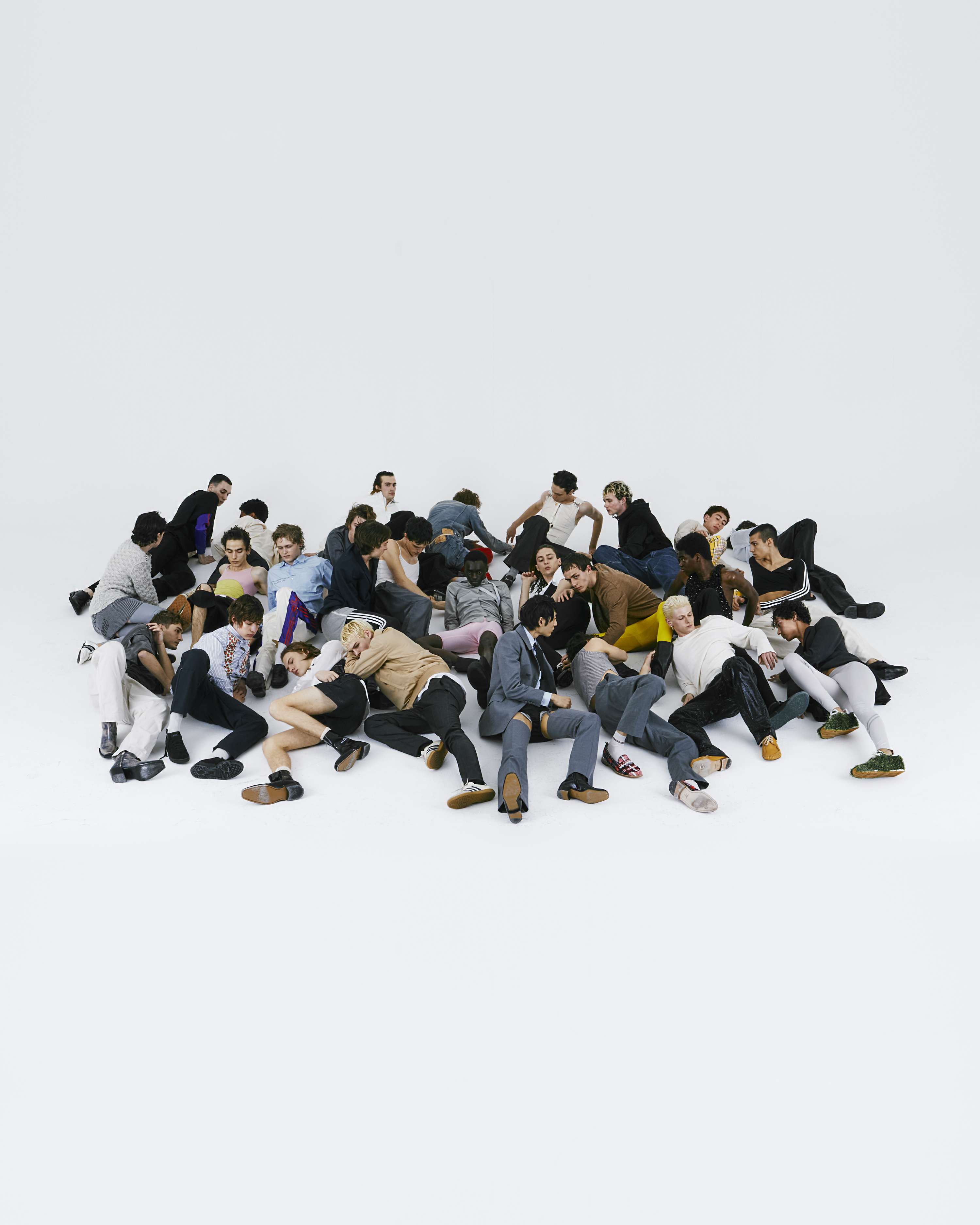 Numéro Berlin - Minimal Issue SS23 by Giulia Parenti