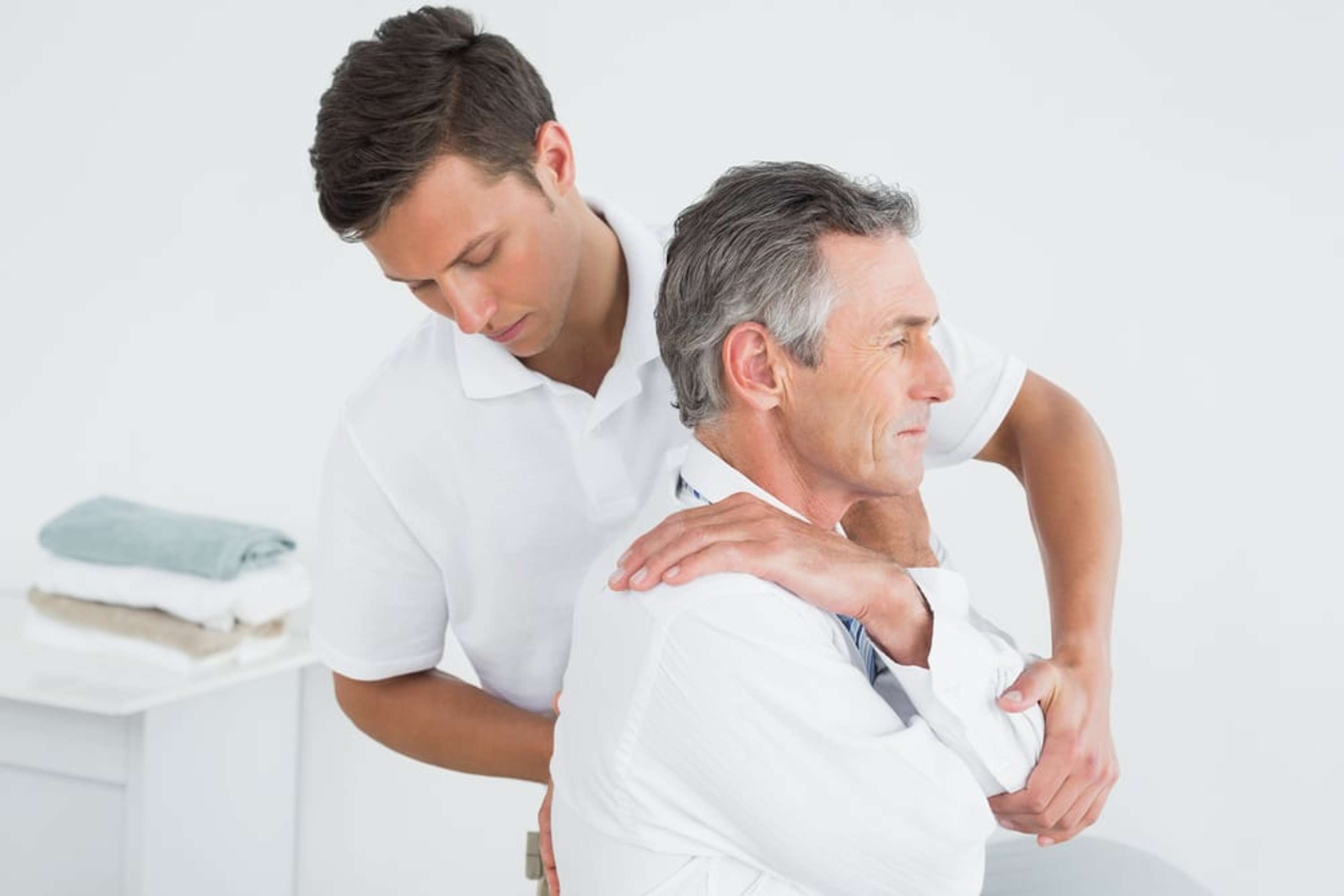 How Chiropractor in West Delhi help with Workplace Injuries? by Hitkari Kantak