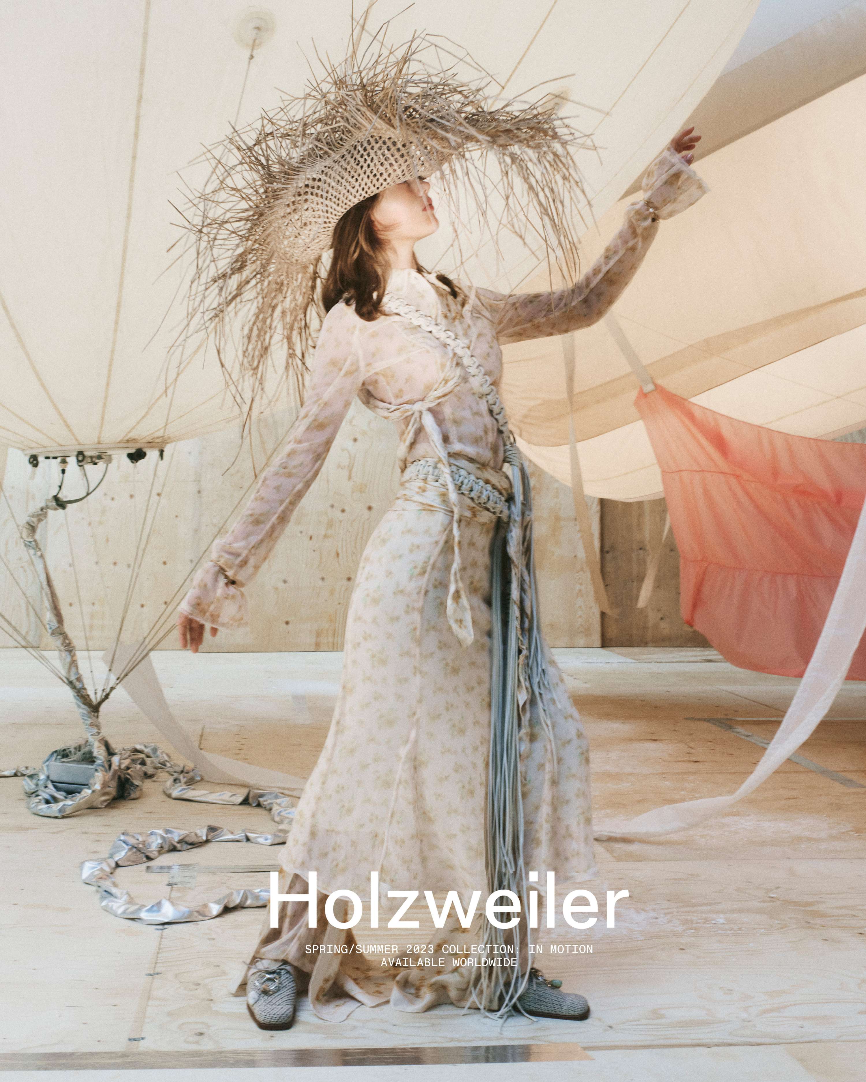 Holzweiler SS23 campaign – In Motion by Magnus Naddermier