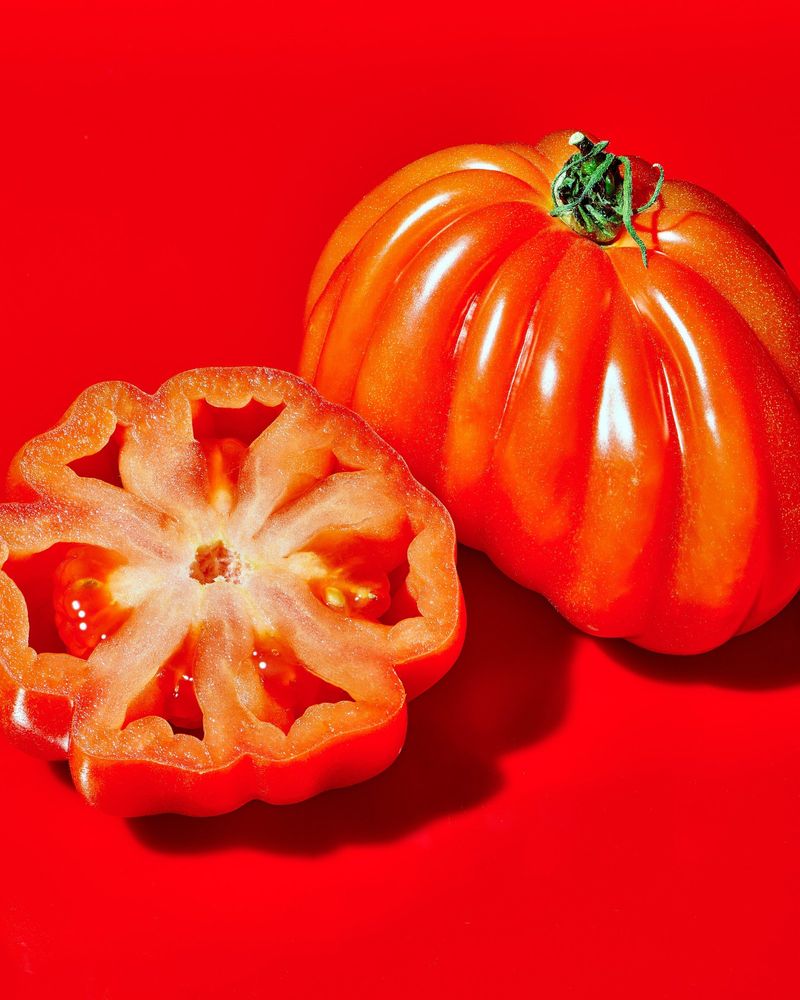 Heirloom tomatoes by Dimitrios Brouzioutis