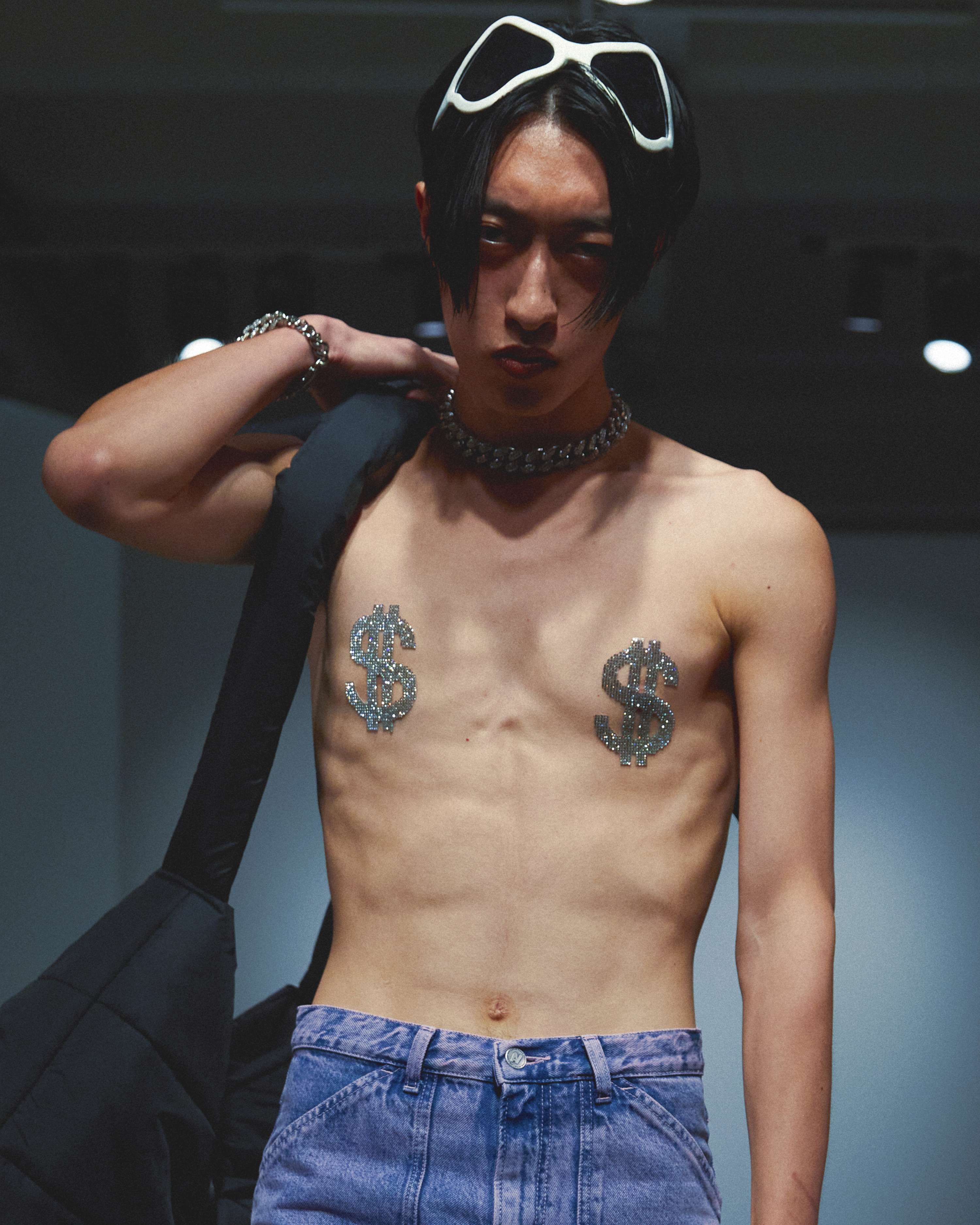 AVAVAV SS23 - BTS by Federico Pompei